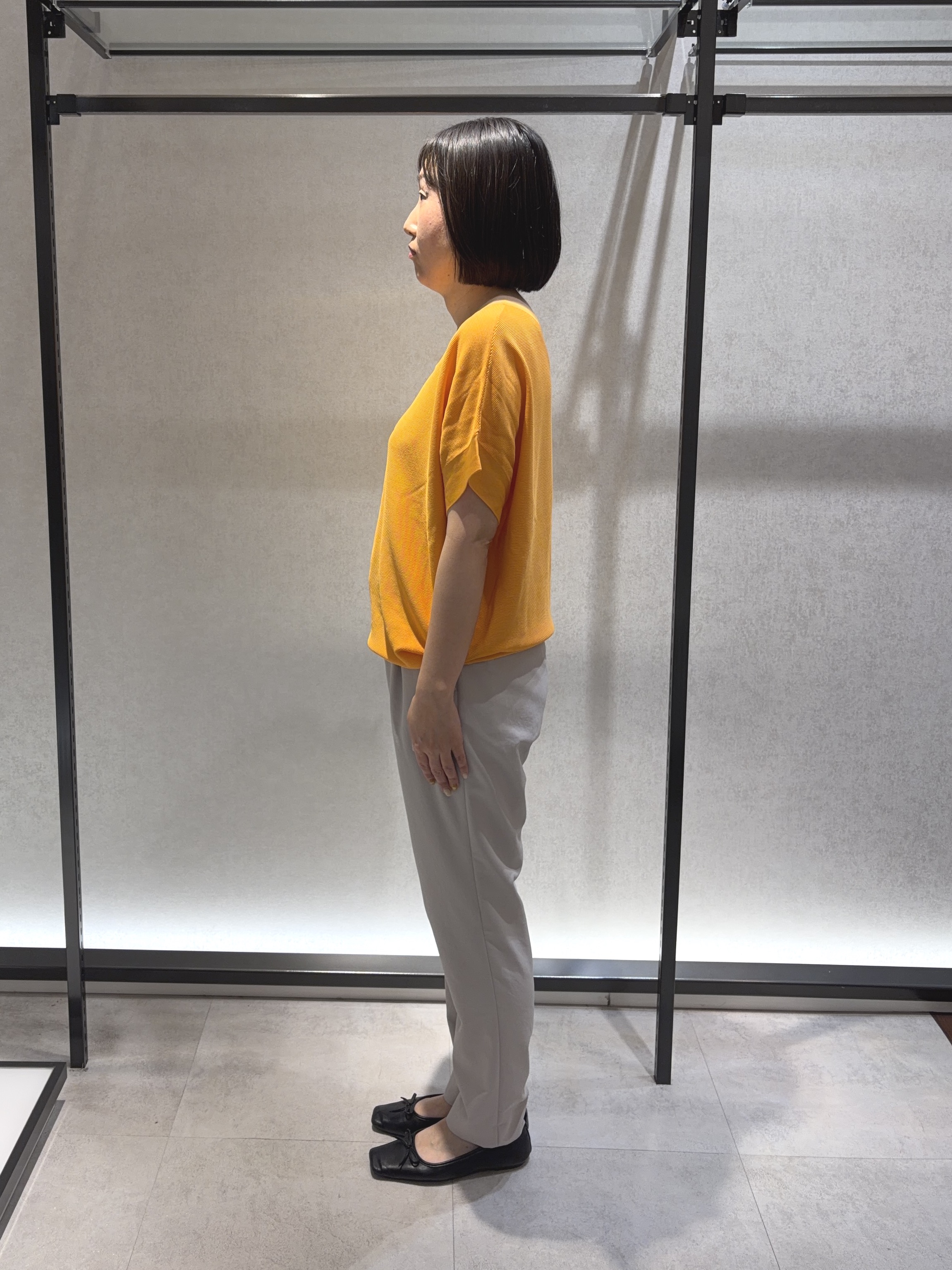 わたなべさんの「UNTITLED｜【11色展開/体型カバー】前後2WAYフレンチスリーブニット」を使ったコーディネート