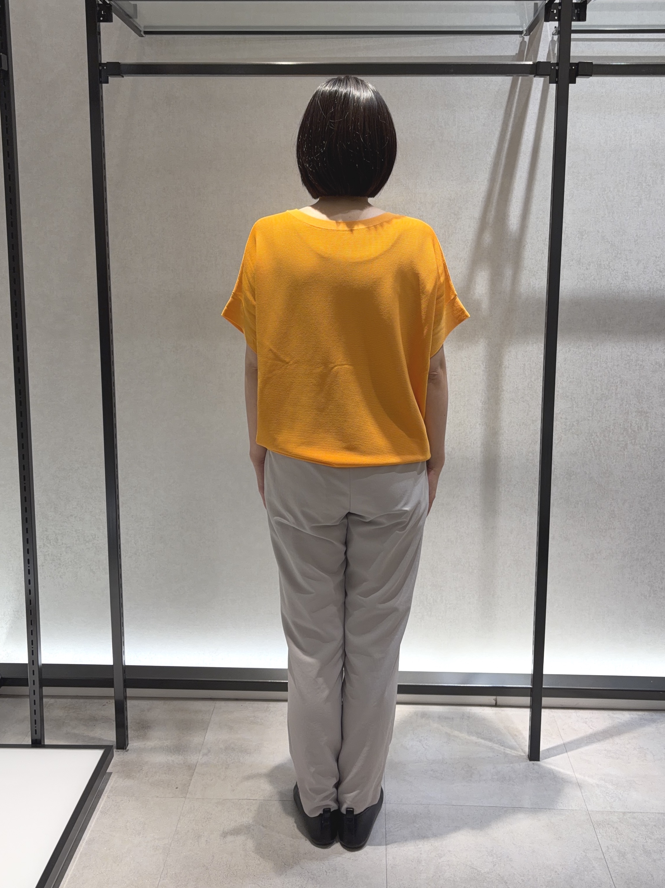 わたなべさんの「UNTITLED｜【11色展開/体型カバー】前後2WAYフレンチスリーブニット」を使ったコーディネート
