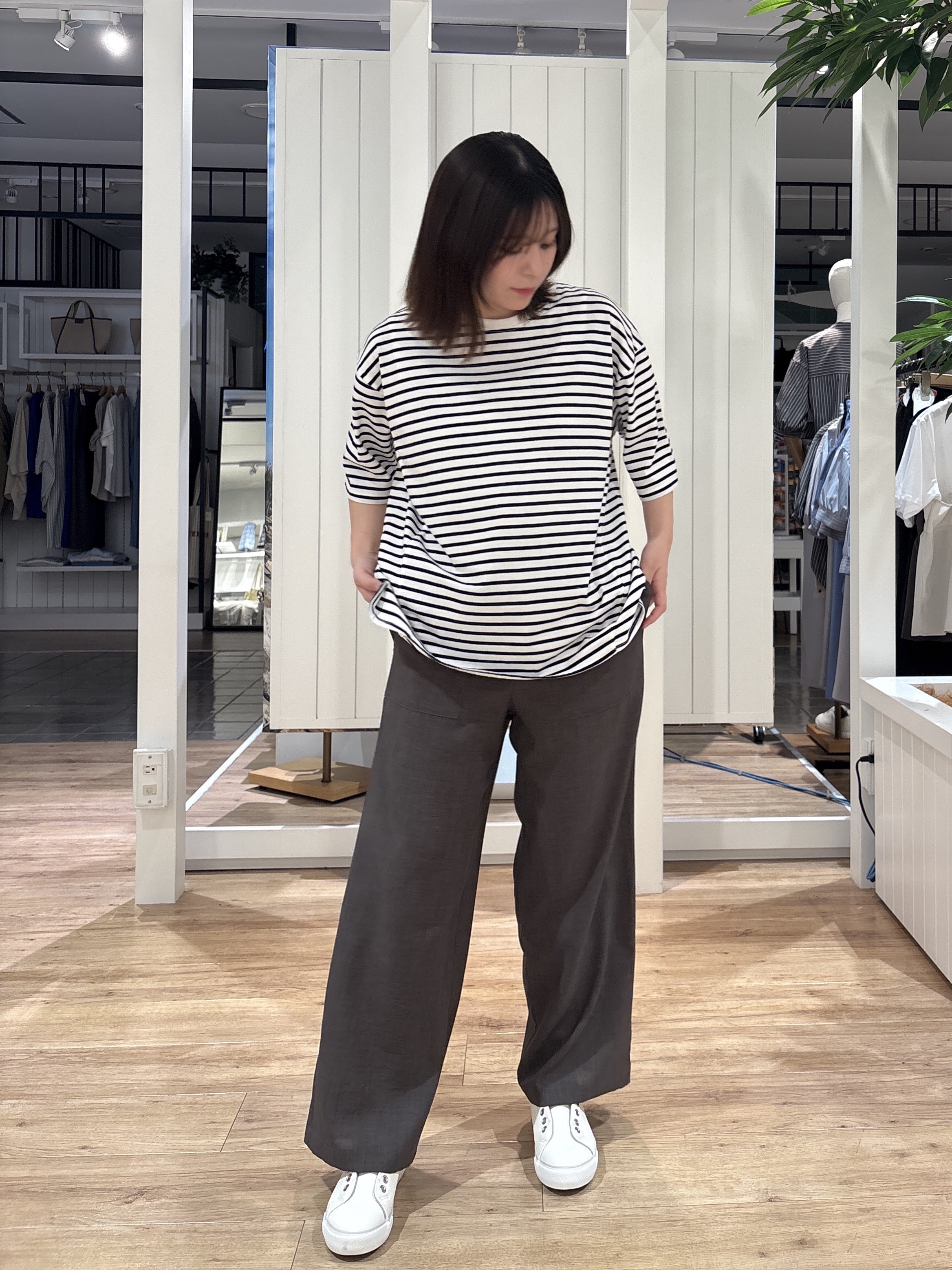 hinakoさんの「Dessin｜【洗える】エアリーシアーフードシャツ」を使ったコーディネート