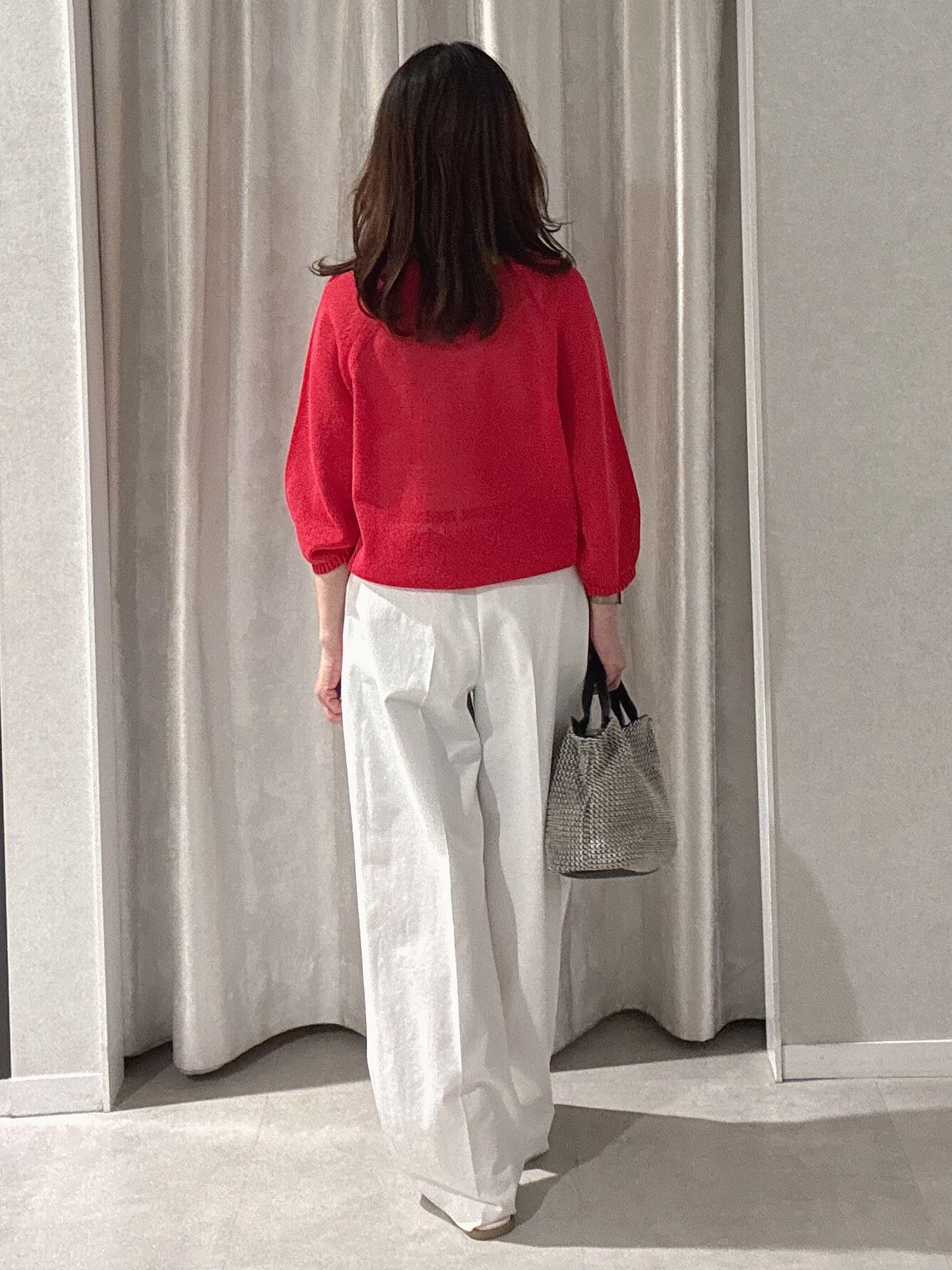 makiさんの「UNTITLED｜【洗える/ゆったり】クルーネックドライニット」を使ったコーディネート
