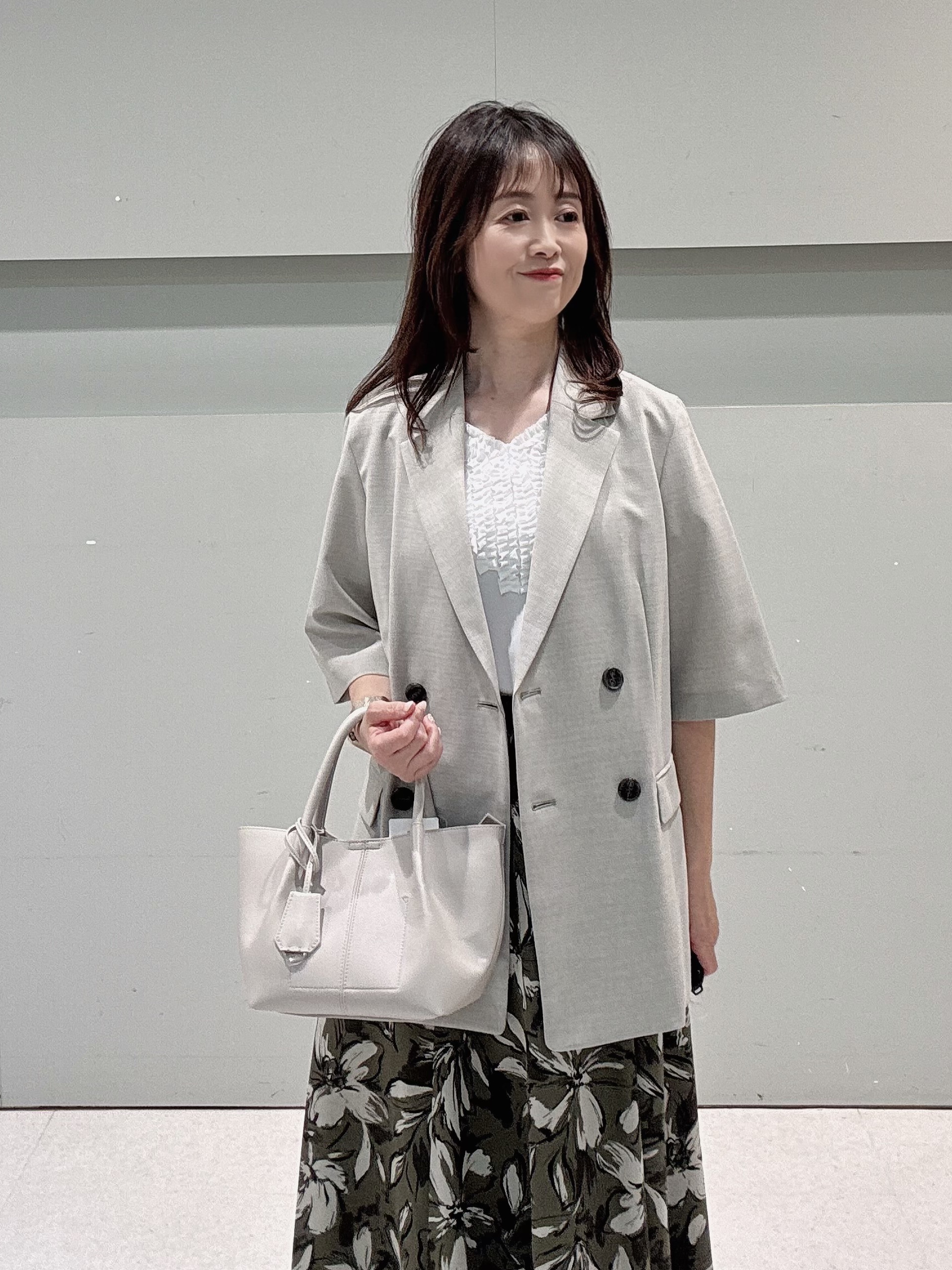 makiさんの「UNTITLED｜【シワになりにくい/セットアップ可/接触冷感】ハーフスリーブジャケット」を使ったコーディネート