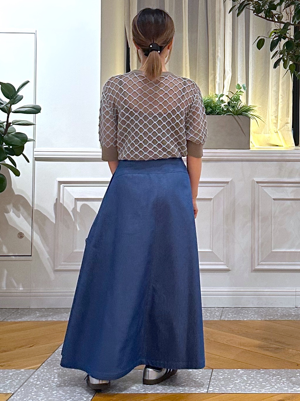 なべこさんの「DRESSTERIOR｜【接触冷感/吸水速乾】クールタッチ デニムライク タックスカート」を使ったコーディネート