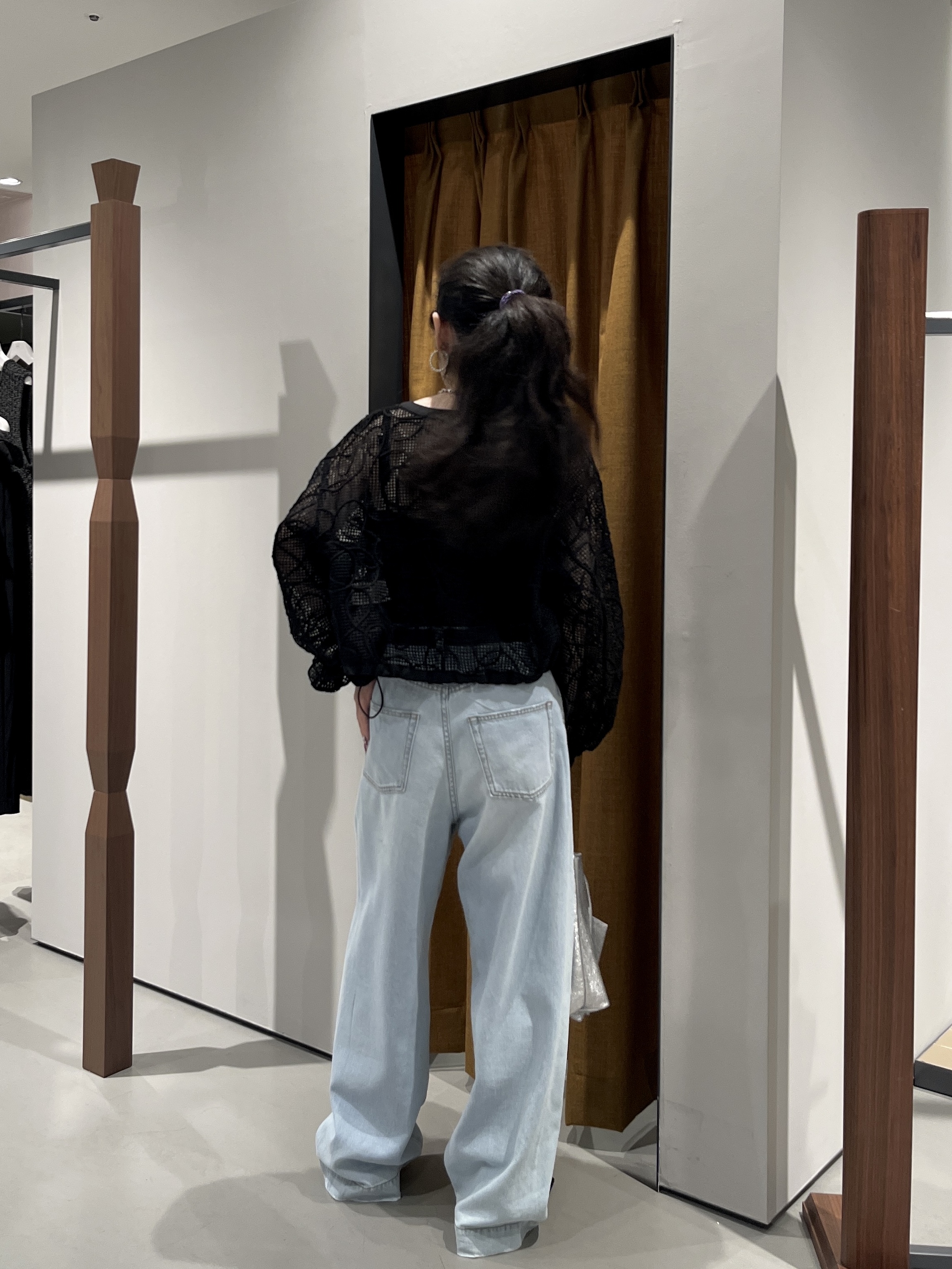 Uminoさんの「INDIVI｜アートメッシュブルゾン」を使ったコーディネート