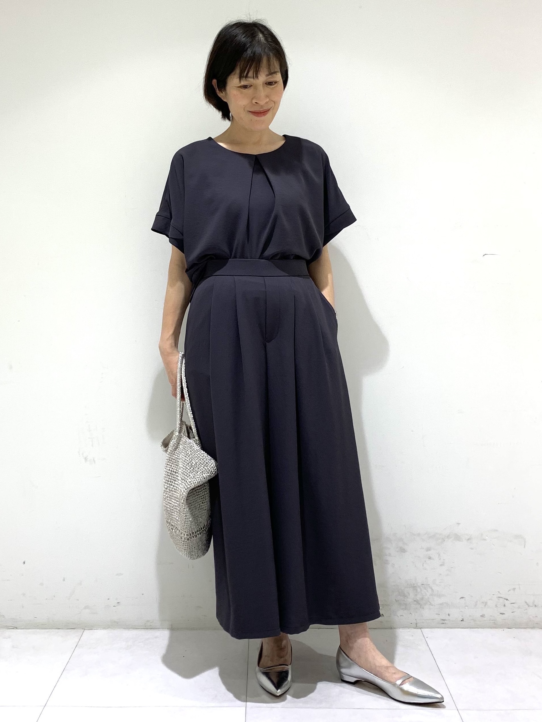 ちーさんの「UNTITLED｜【セットアップ可/UVカット/前後2WAY】リラクシーフレンチスリーブブラウス」を使ったコーディネート
