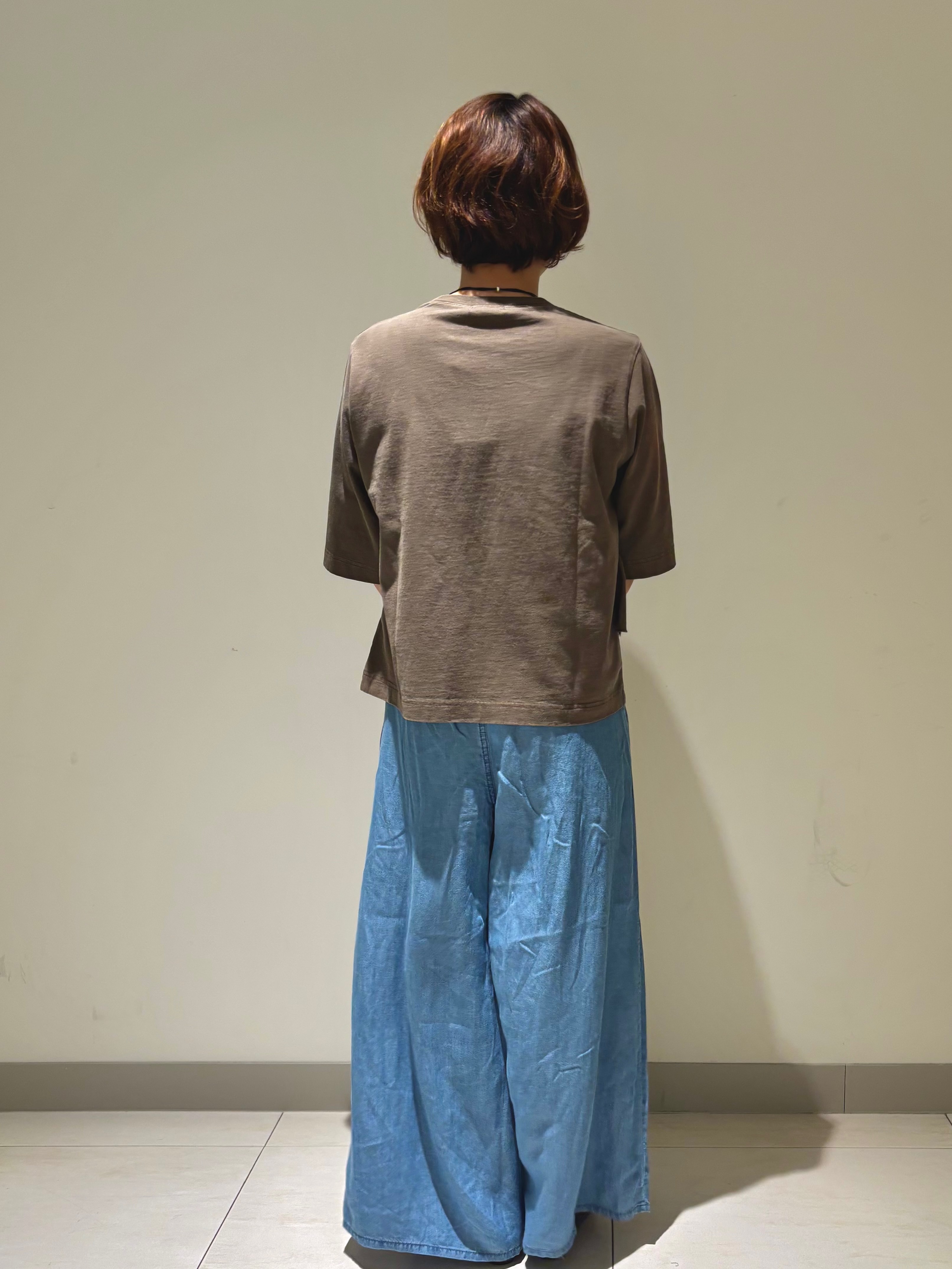 Haruさんの「Dessin｜アシメフリル ヴィンテージライクプルオーバー」を使ったコーディネート