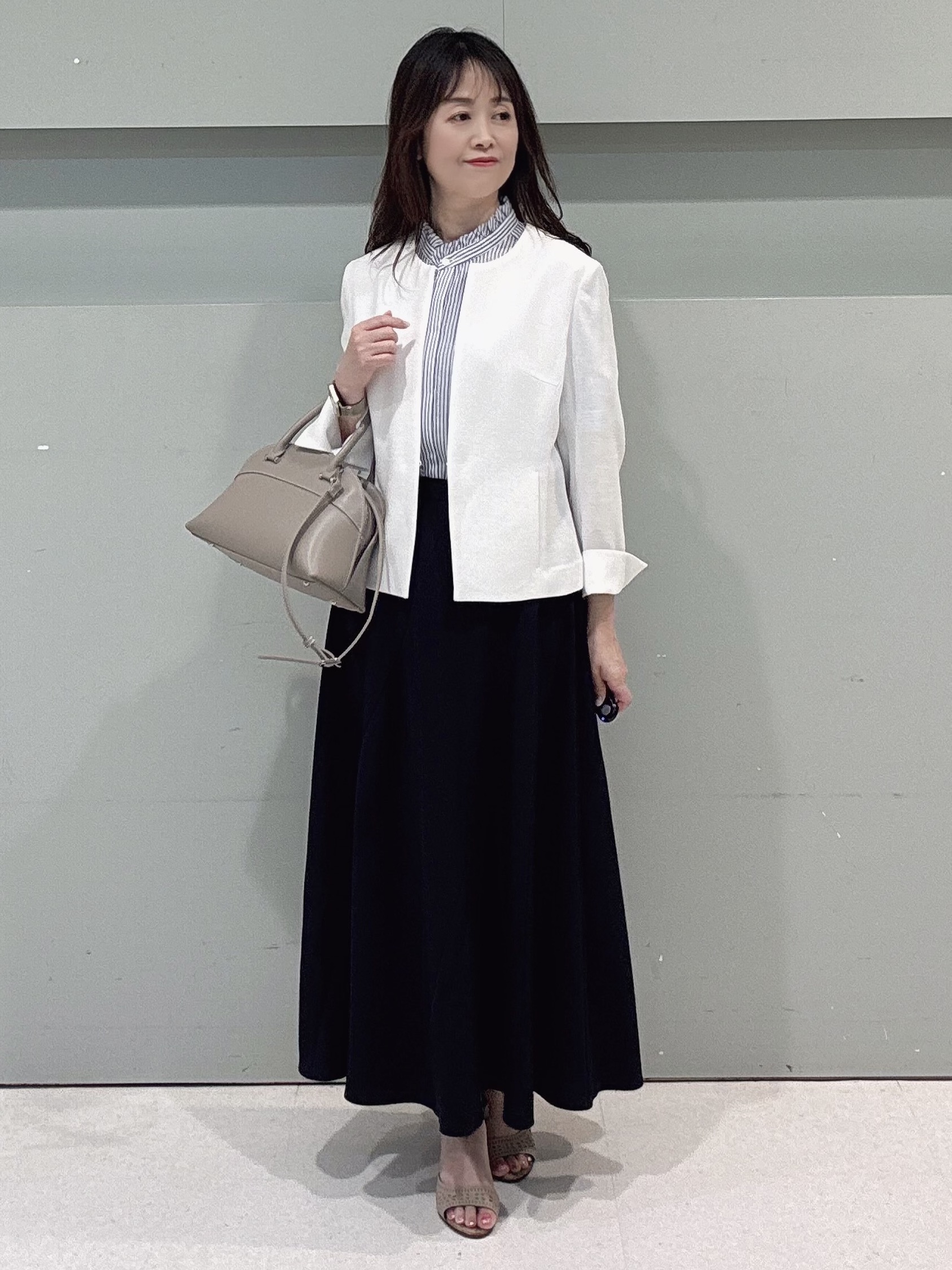 makiさんの「UNTITLED｜【清涼感/洗える】ミニマルシルエットジャケット」を使ったコーディネート