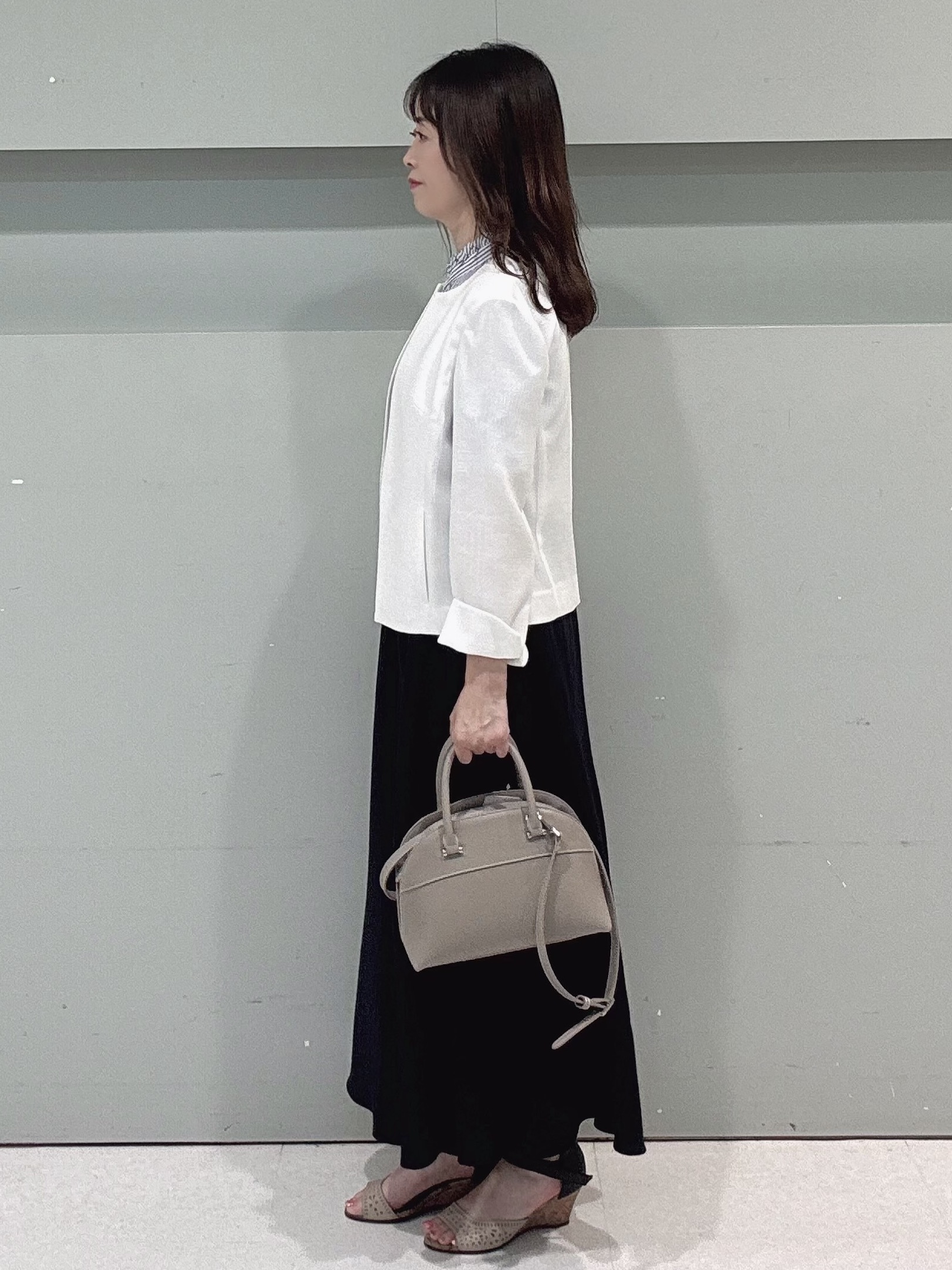 makiさんの「UNTITLED｜【清涼感/洗える】ミニマルシルエットジャケット」を使ったコーディネート