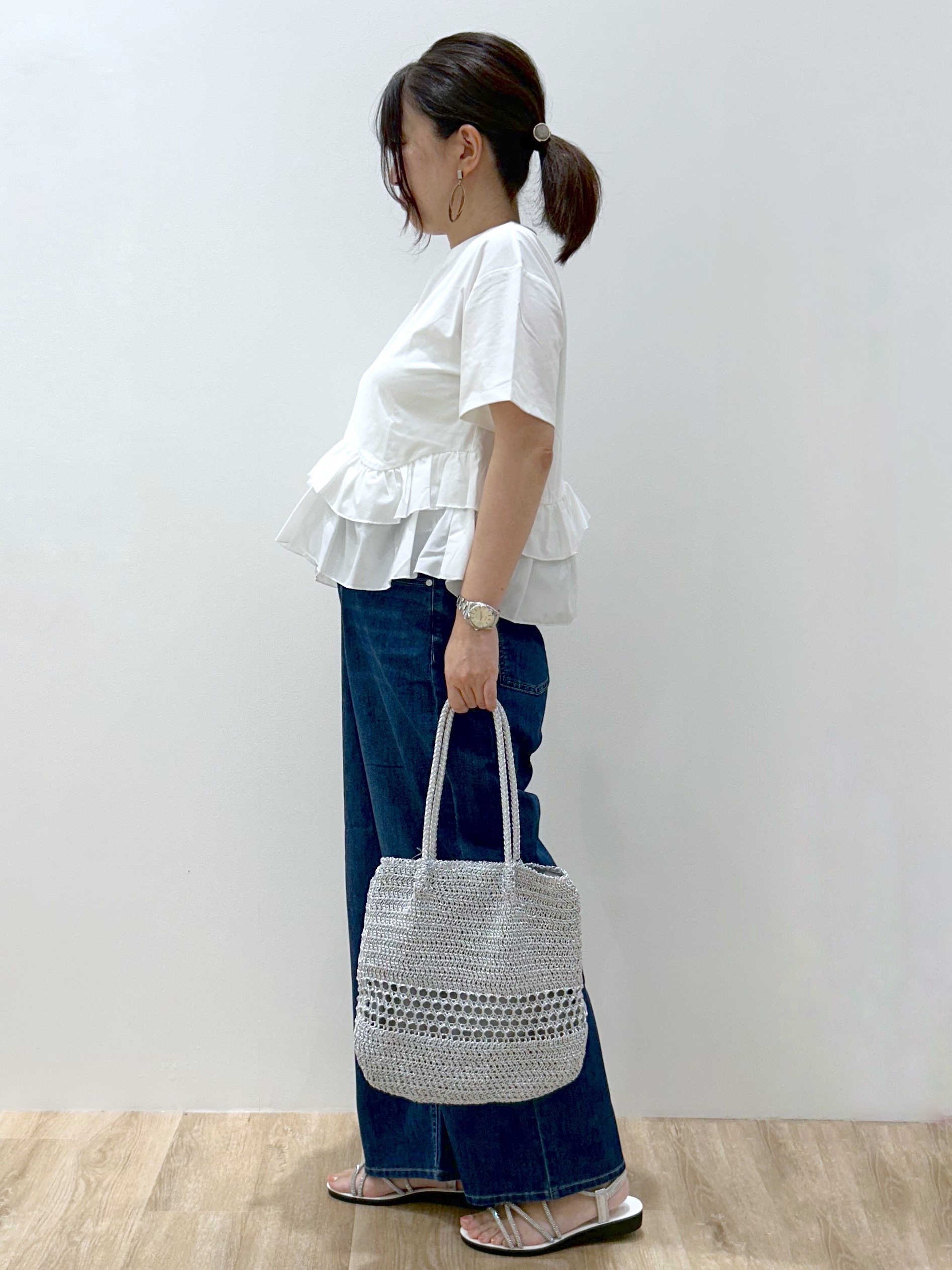 hiroさんの「OPAQUE.CLIP｜裾フリルドッキングTシャツ【洗濯機OK】」を使ったコーディネート