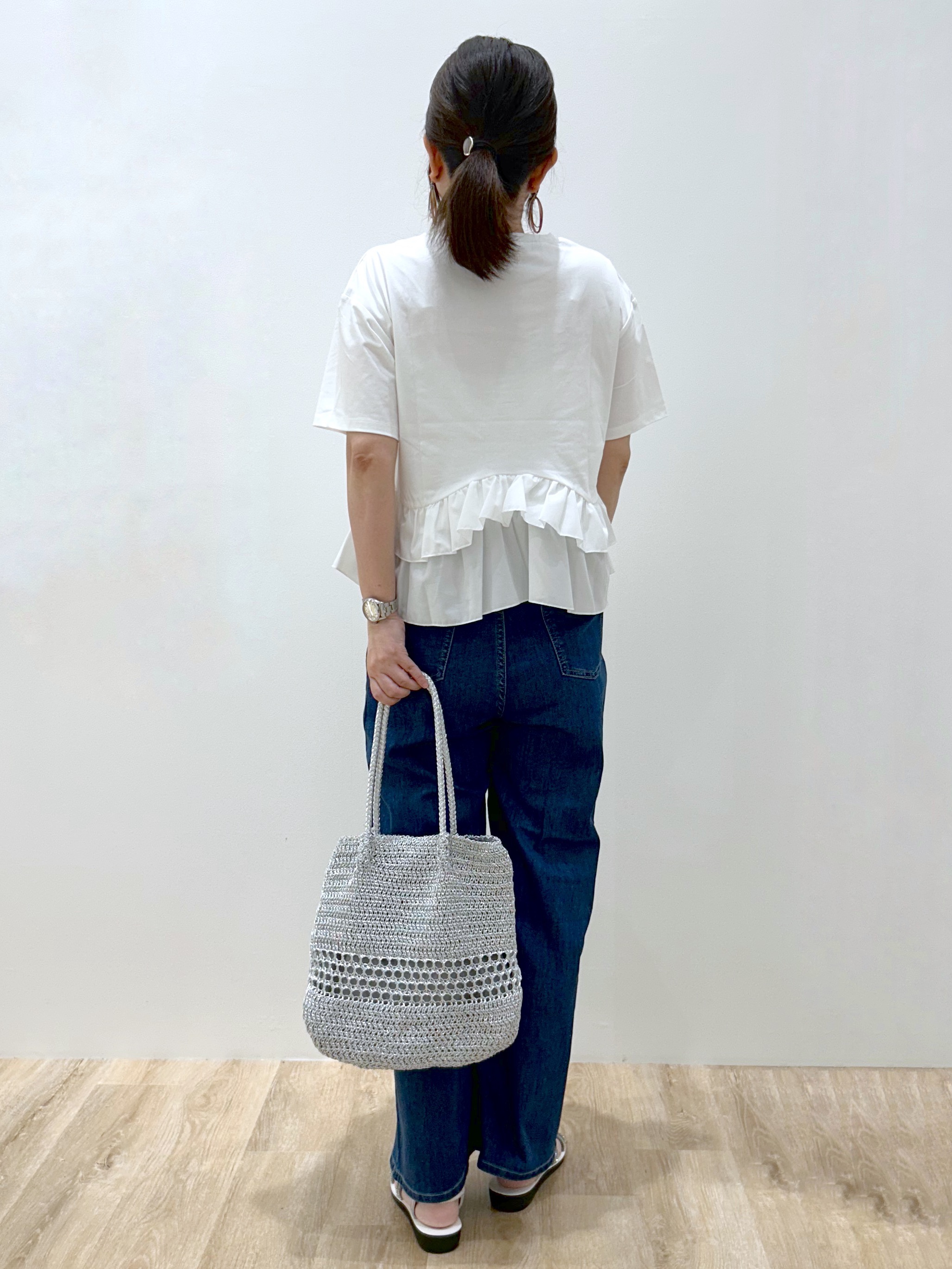 hiroさんの「OPAQUE.CLIP｜裾フリルドッキングTシャツ【洗濯機OK】」を使ったコーディネート