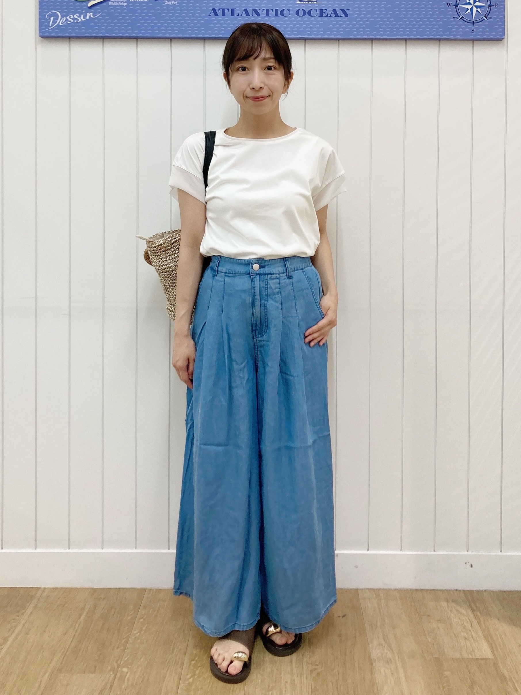 yoshiさんの「Dessin｜【UVカット/接触冷感】美光沢カットソー」を使ったコーディネート