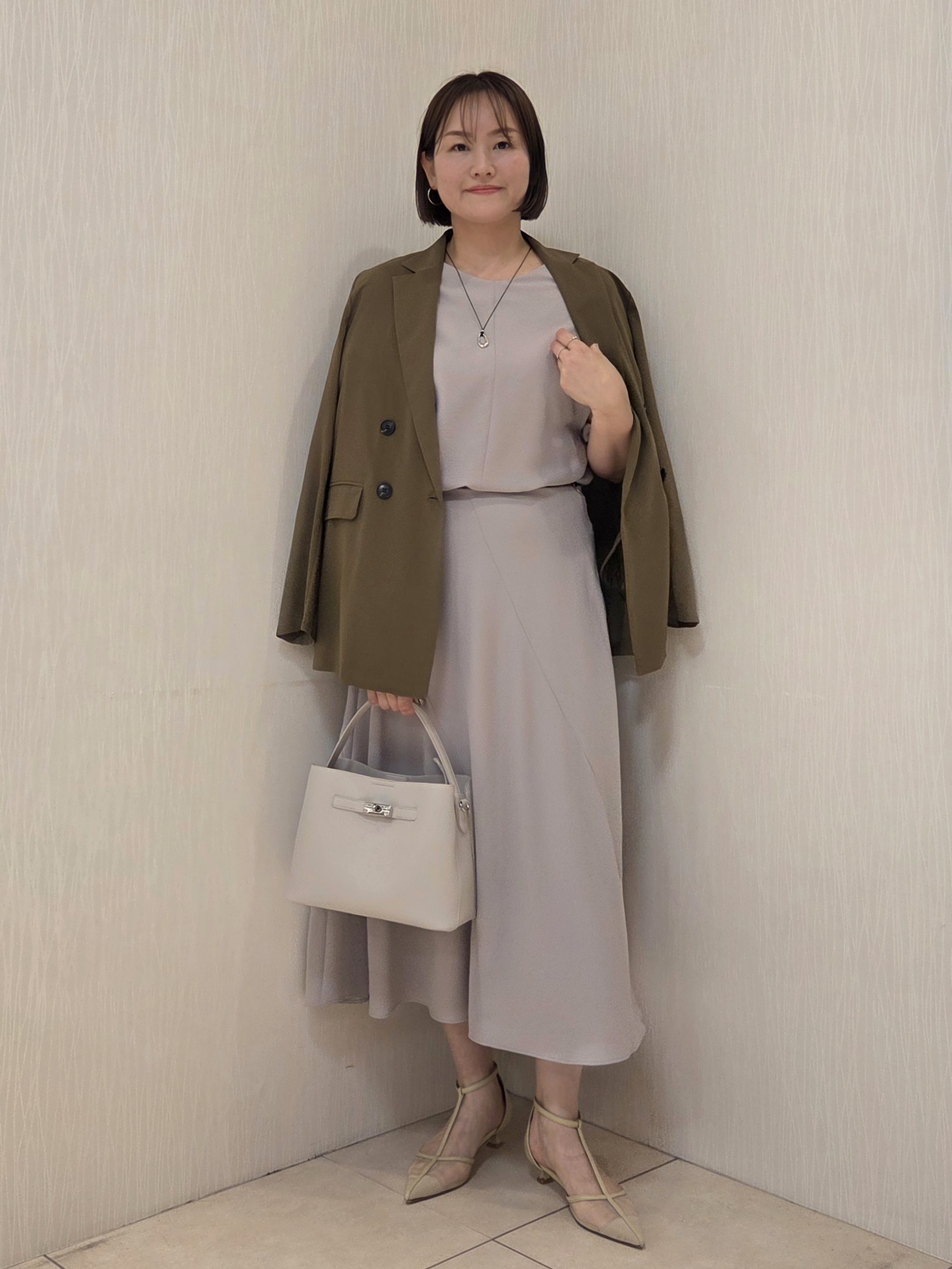 naokoさんの「UNTITLED｜【セットアップ可/UVカット/前後2WAY】リラクシーフレンチスリーブブラウス」を使ったコーディネート