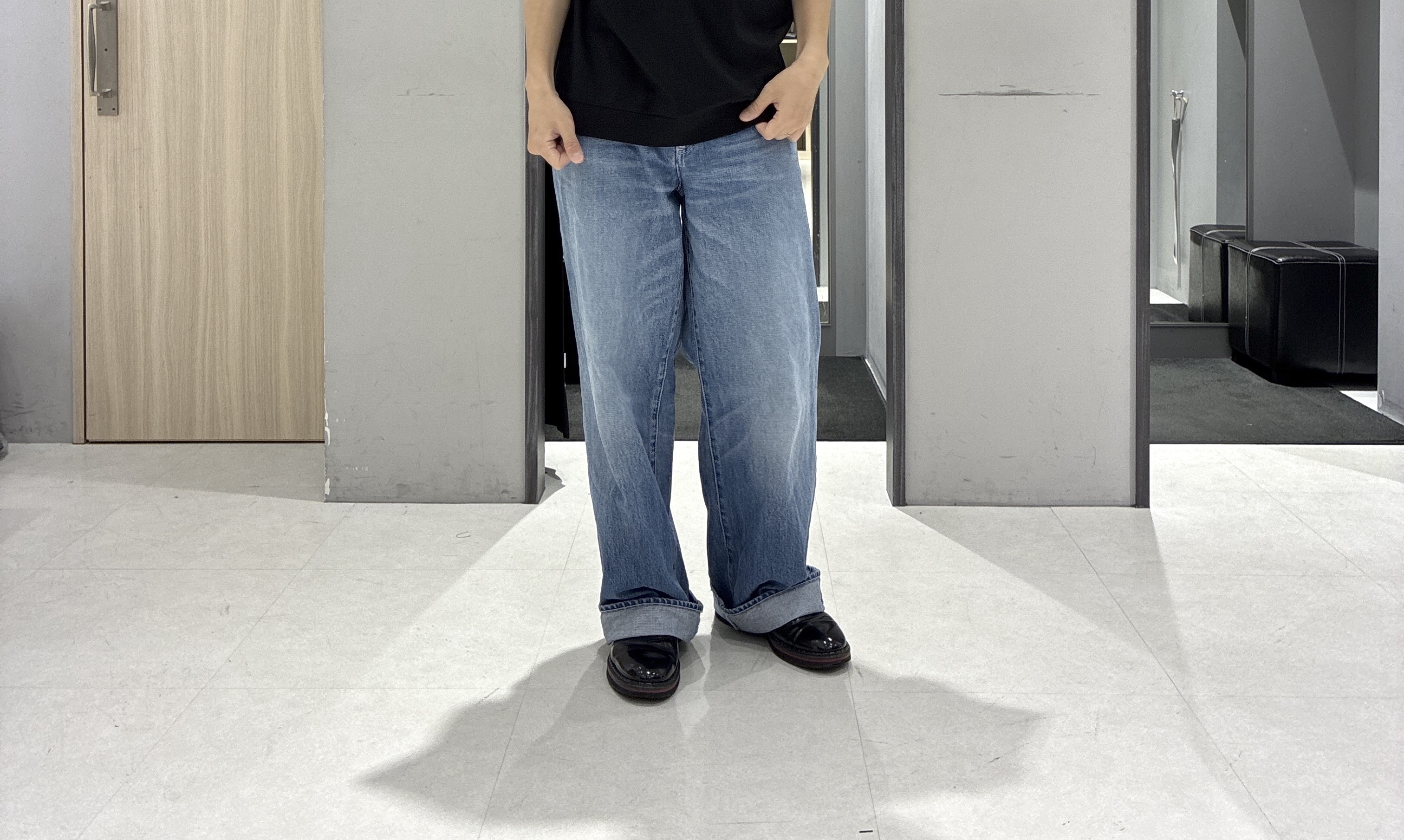 わいずみさんの「TAKEO KIKUCHI｜【接触冷感】アイスクリアコットン Tシャツ」を使ったコーディネート
