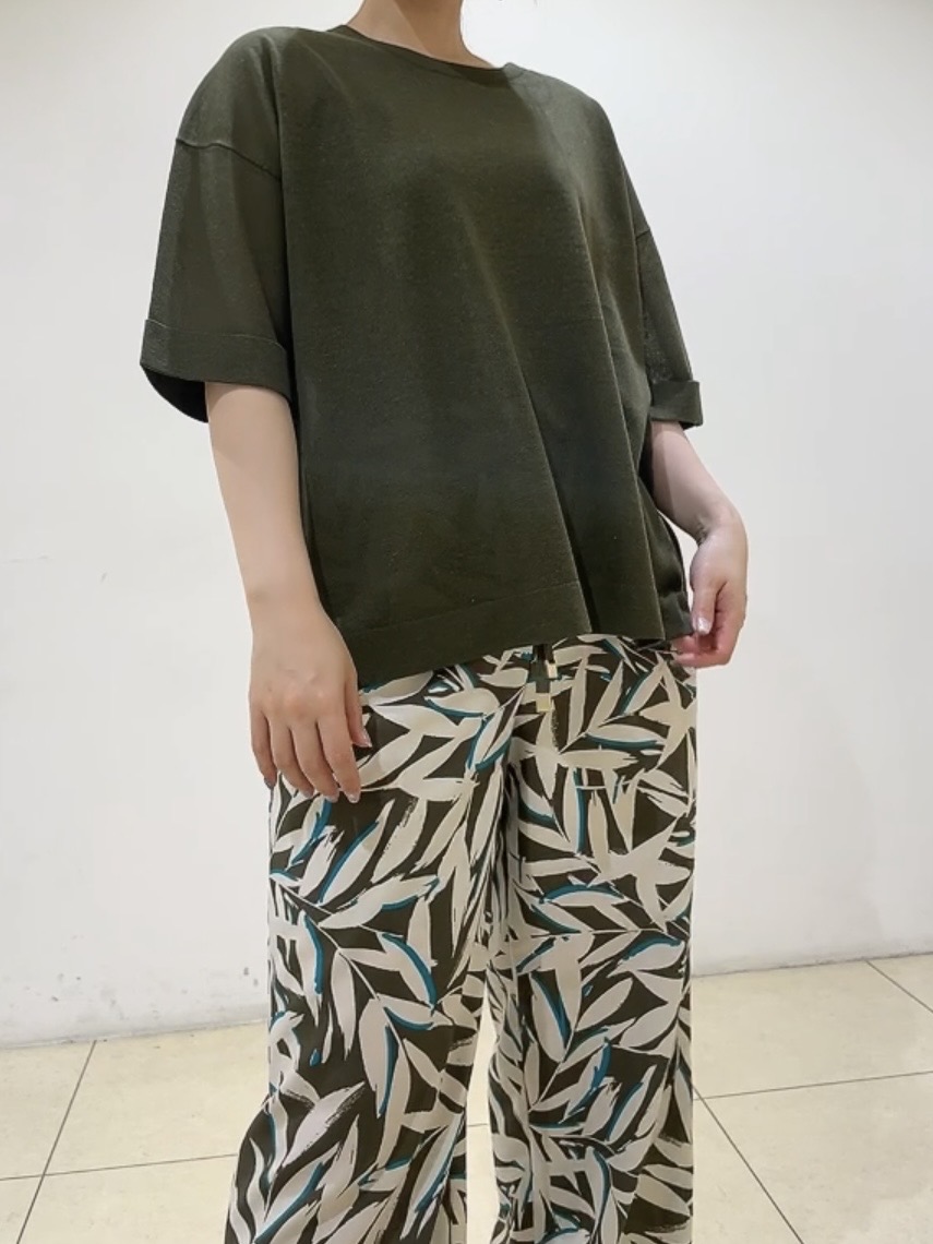watanabeさんの「UNTITLED｜【アンサンブル可/Tシャツ風/ゆったり】リラックスニットトップス」を使ったコーディネート