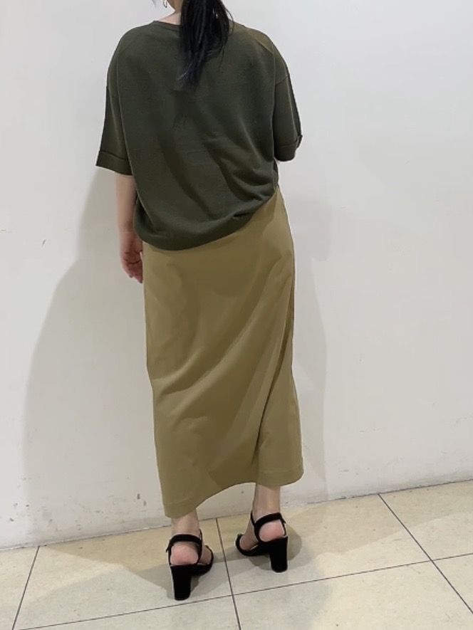 watanabeさんの「UNTITLED｜【アンサンブル可/Tシャツ風/ゆったり】リラックスニットトップス」を使ったコーディネート