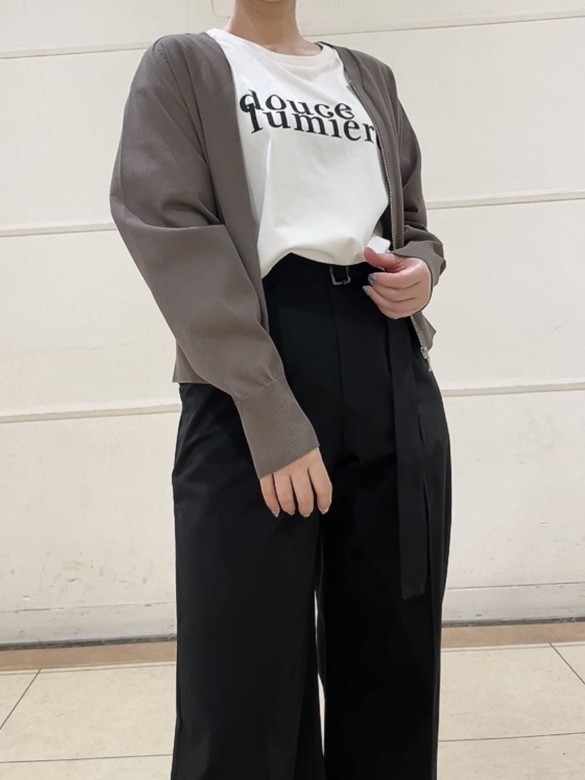 watanabeさんの「UNTITLED｜【アンサンブル可/日除け・冷房対策】シアーレーヨンZIPカーディガン」を使ったコーディネート