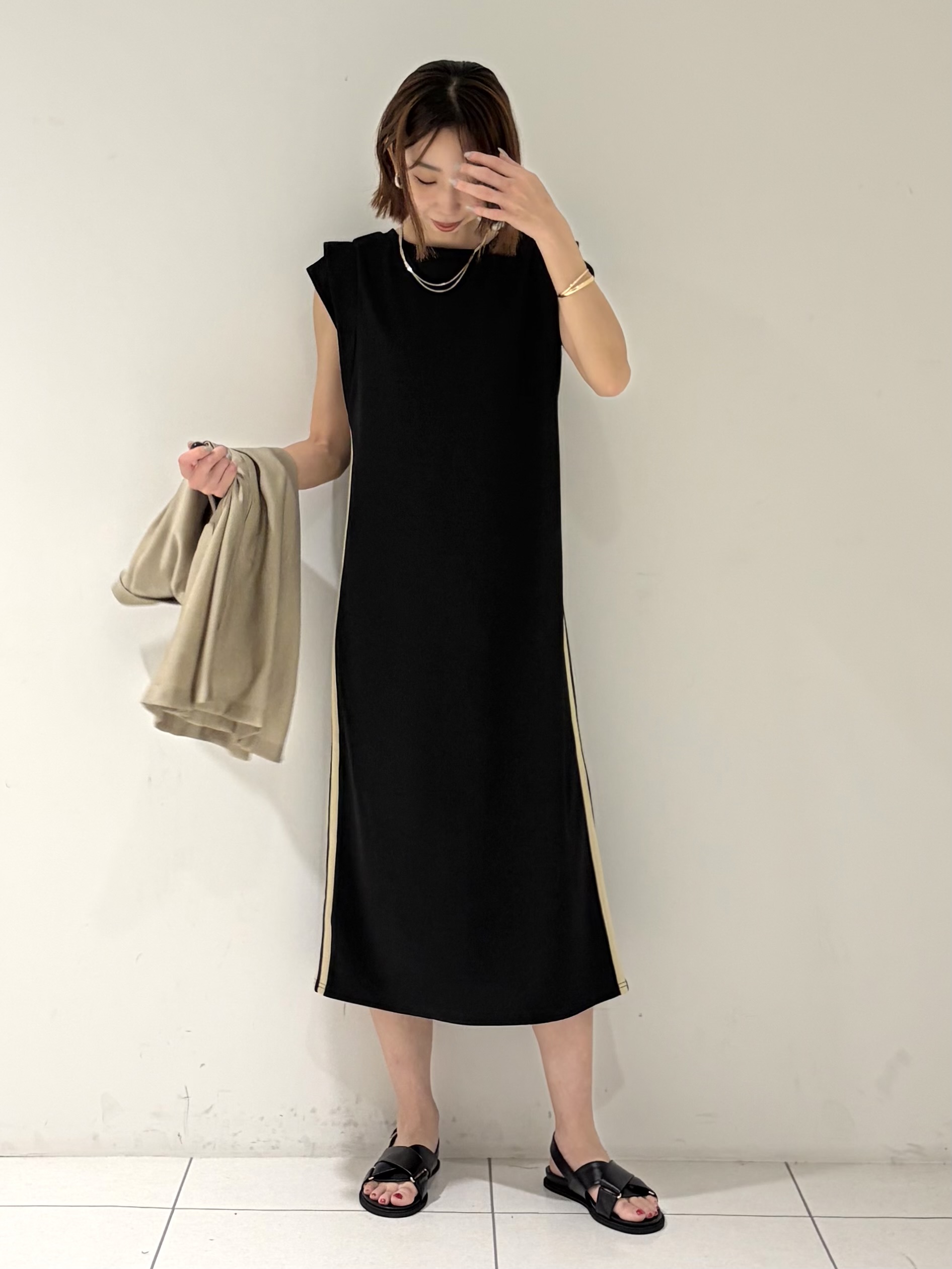 shioriさんの「INDIVI｜ワッシャーシアー半袖ダブルジャケット」を使ったコーディネート