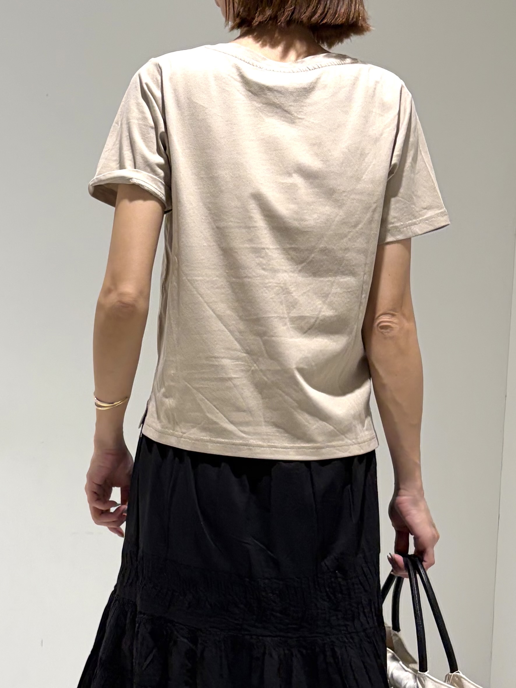 shioriさんの「INDIVI｜3DプリントロゴTシャツ【再入荷】」を使ったコーディネート