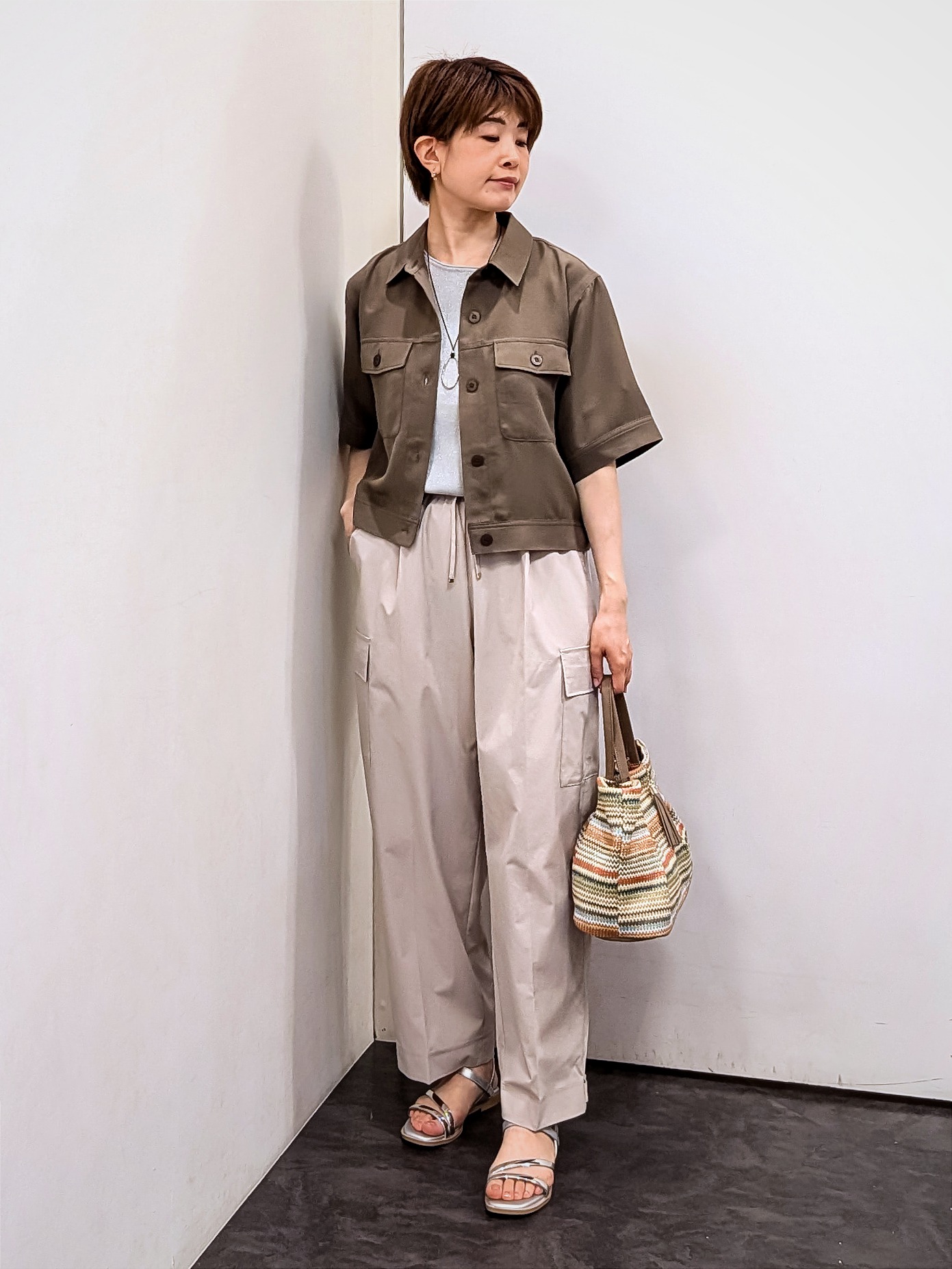 やまちゃんさんの「grove｜【吸水速乾・通気性・洗える】衿付きハーフジャケット」を使ったコーディネート