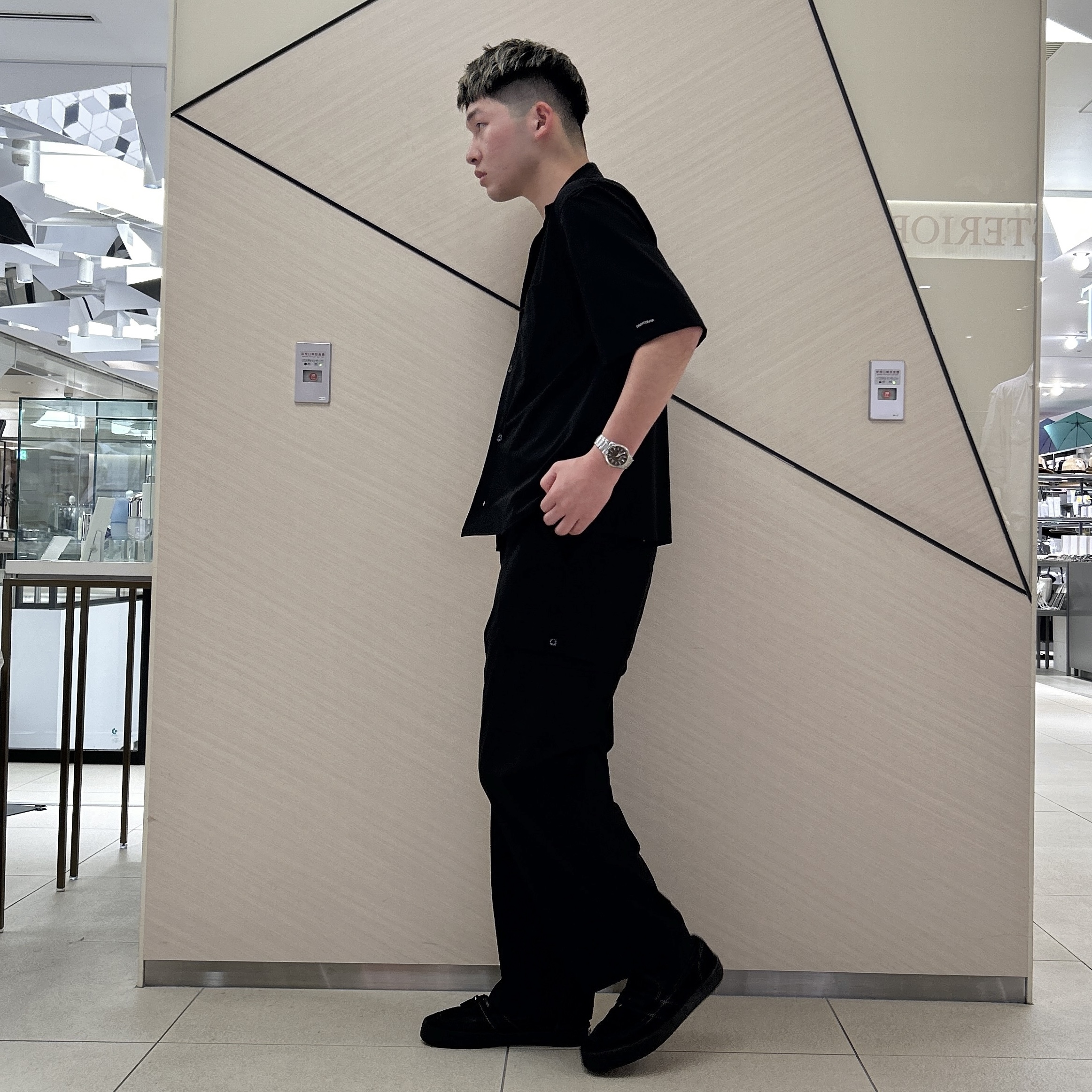 千葉亮太さんの「DRESSTERIOR｜◆【セットアップ可/ウォッシャブル】SOLOTEX ストレッチパンツ」を使ったコーディネート