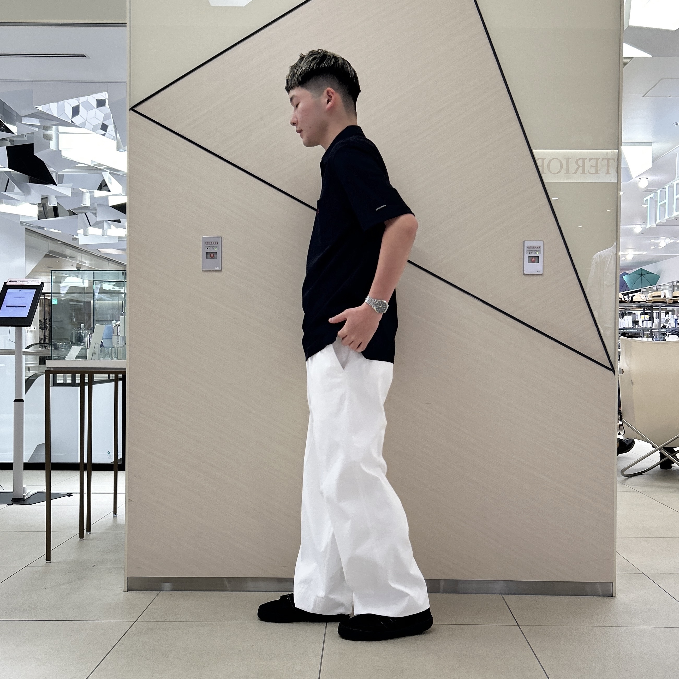 千葉亮太さんの「DRESSTERIOR｜【接触冷感/抗菌防臭/消臭/Safari5月号掲載】ICE CLEAR COTTON オーバーフィッ」を使ったコーディネート