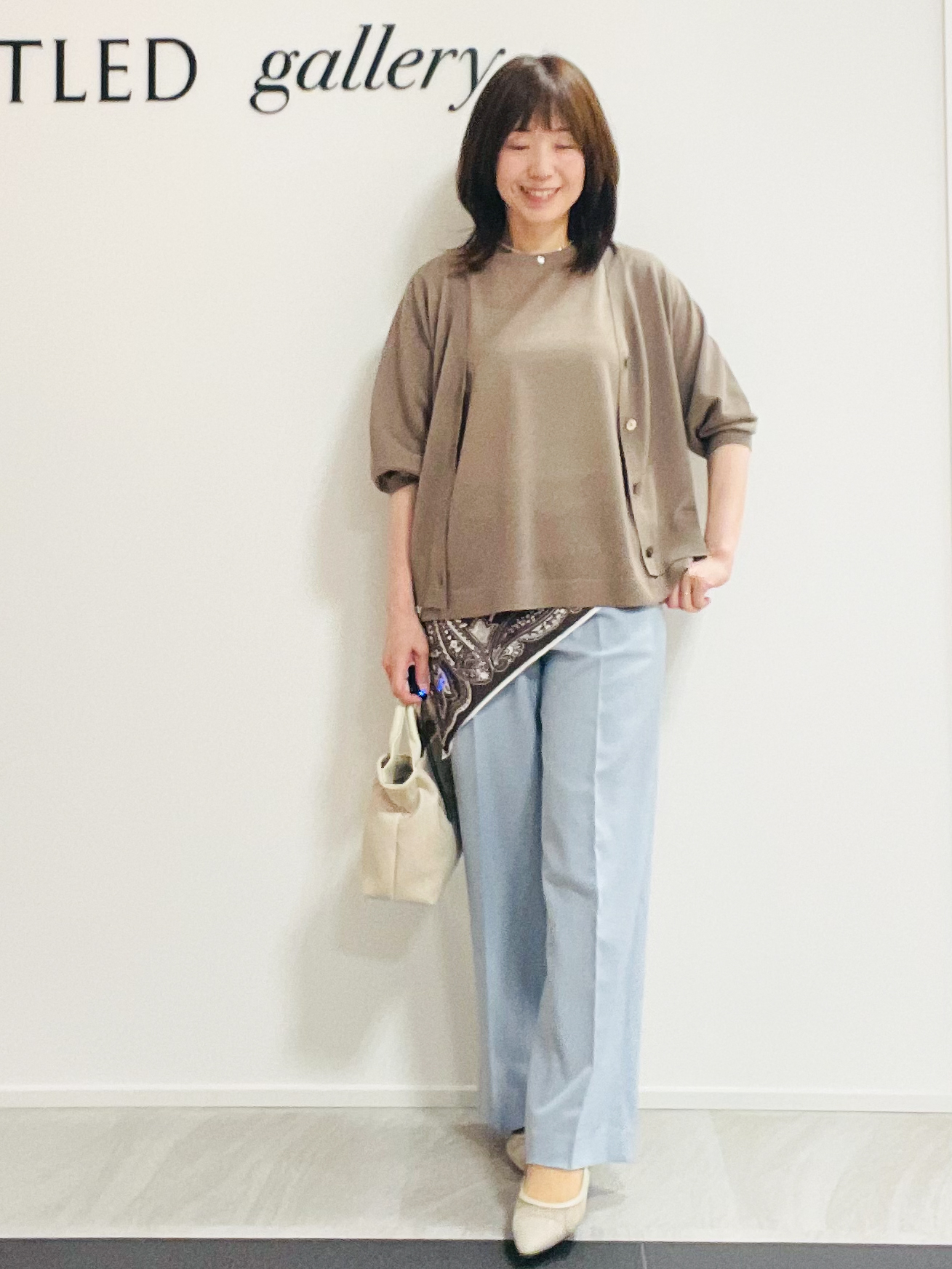 めいさんの「UNTITLED｜【アンサンブル可/シアー】リネンエステルカーディガン」を使ったコーディネート