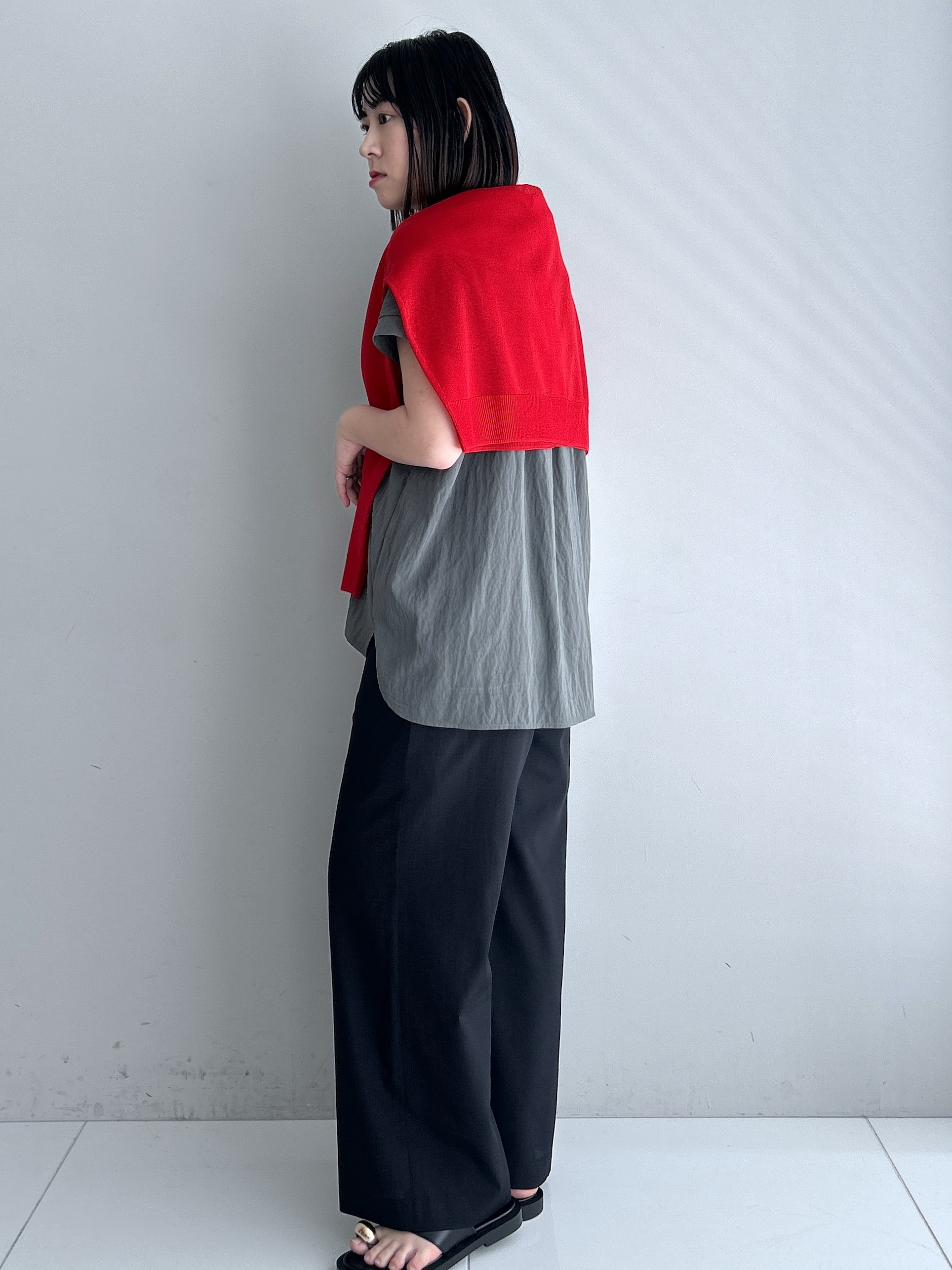 Hirokaさんの「Dessin｜バンドカラーフロントフリルブラウス」を使ったコーディネート