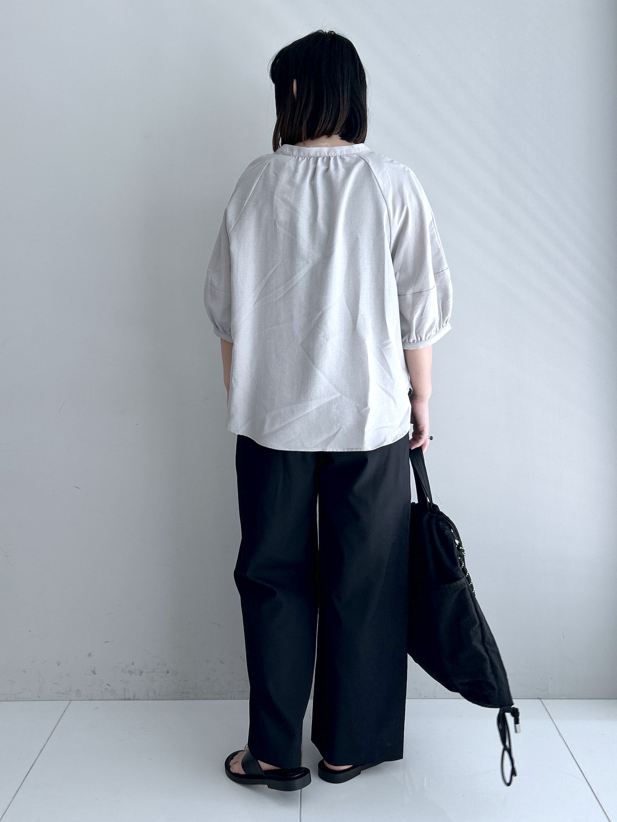 Hirokaさんの「Dessin｜【洗える】スキッパーライトブラウス」を使ったコーディネート