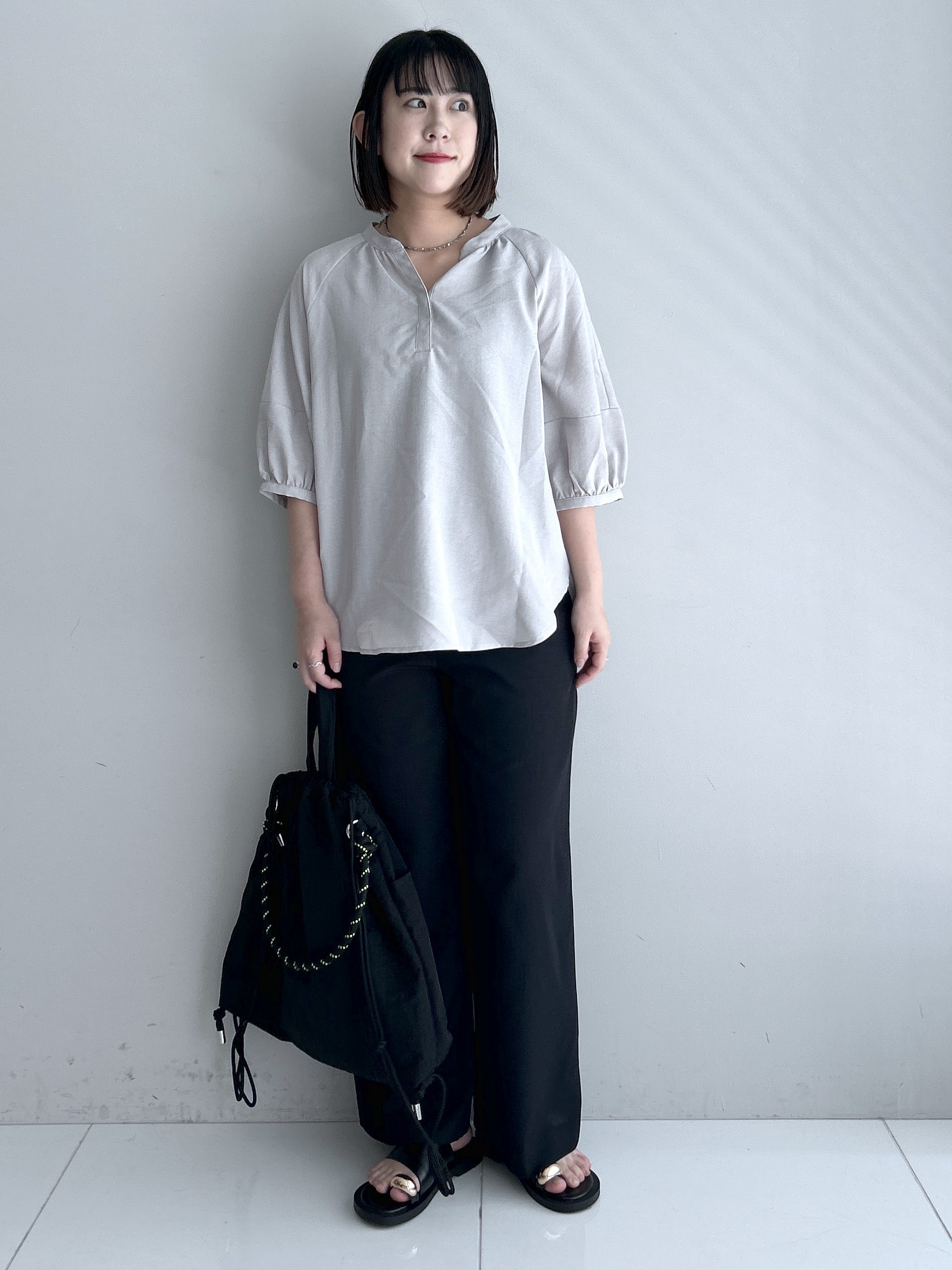 Hirokaさんの「Dessin｜【洗える】スキッパーライトブラウス」を使ったコーディネート