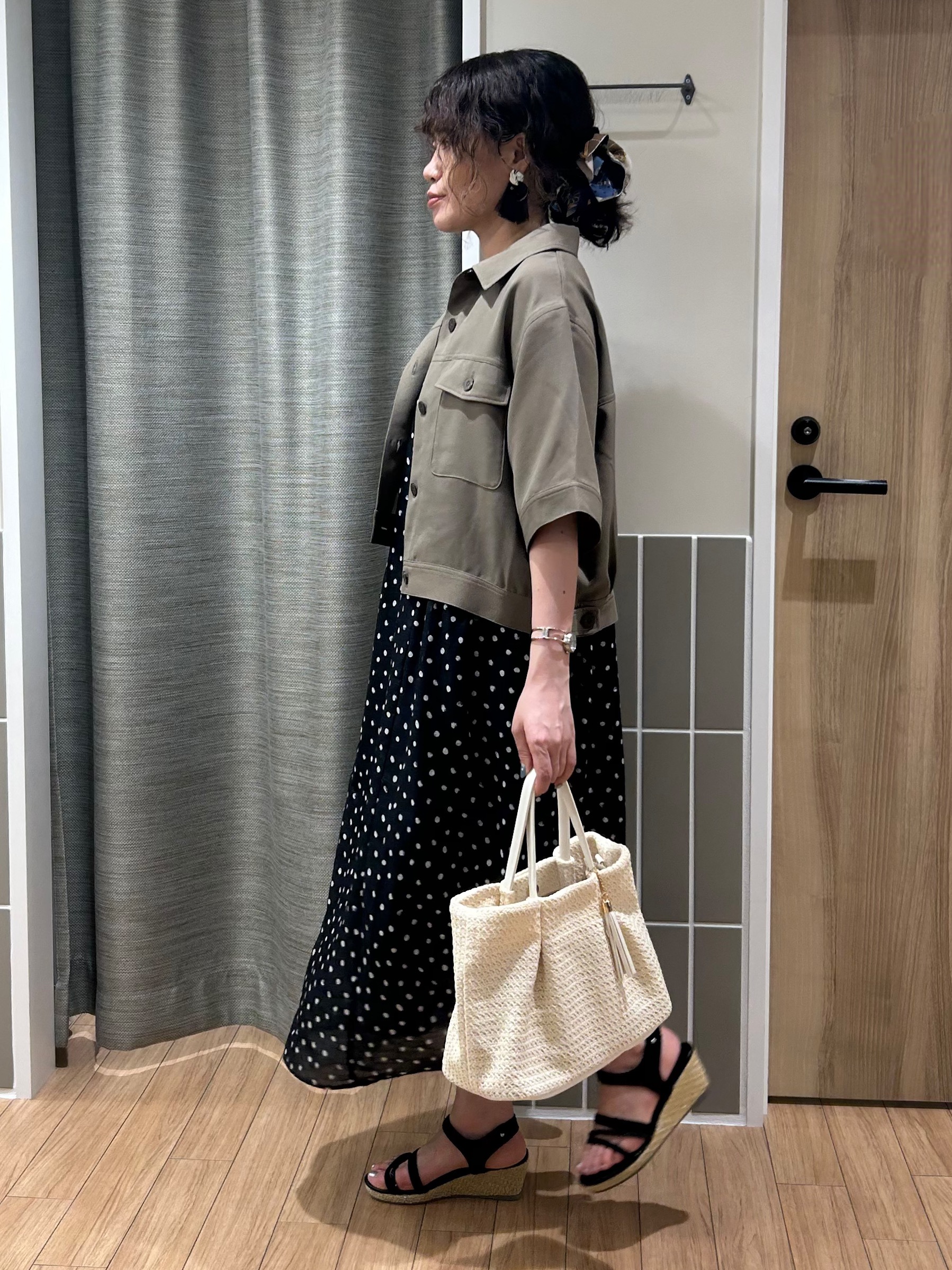 よっしーさんの「grove｜【吸水速乾・通気性・洗える】衿付きハーフジャケット」を使ったコーディネート