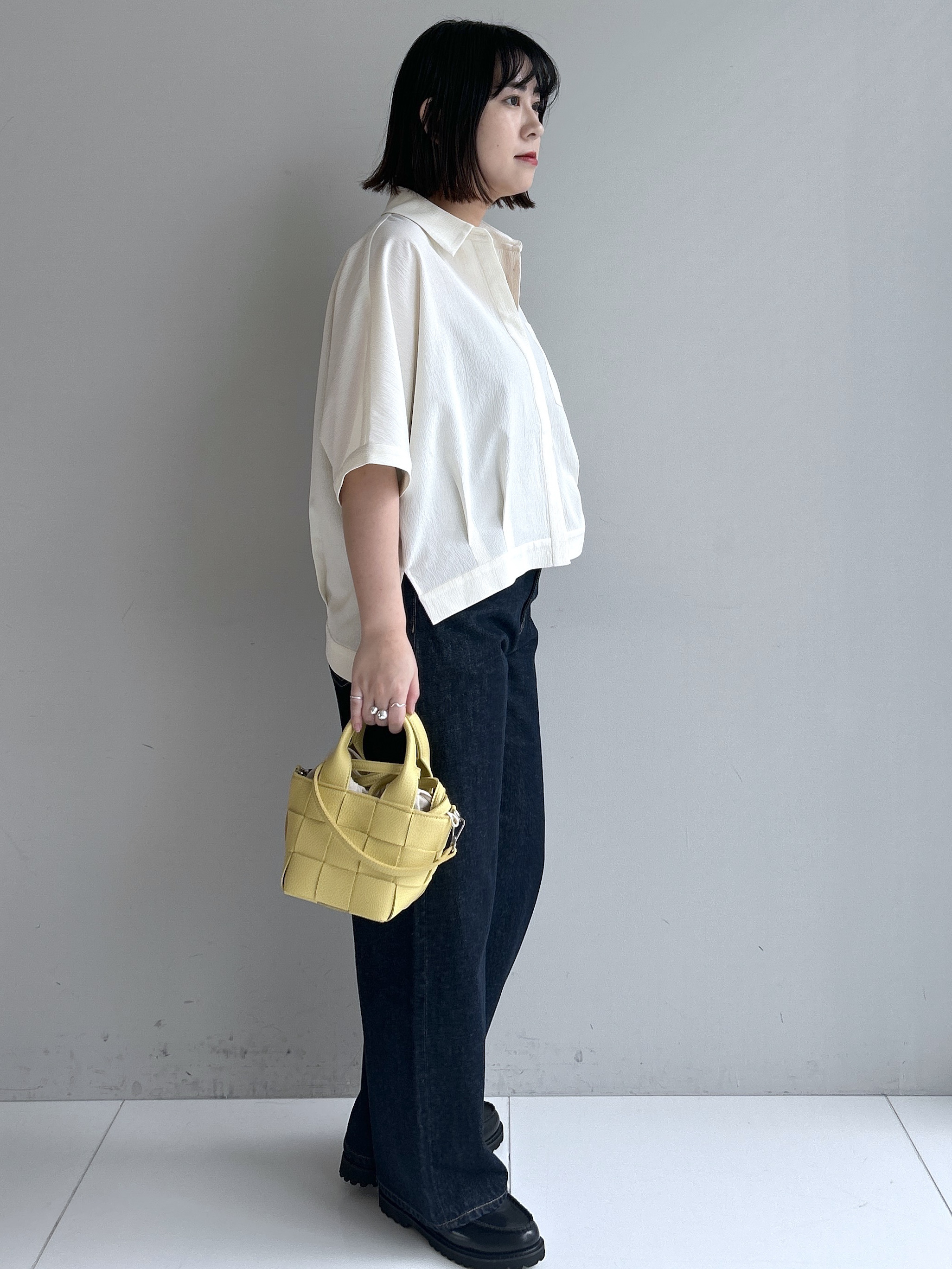 Hirokaさんの「Dessin｜タックヘム クロップドシュリンクシャツ」を使ったコーディネート