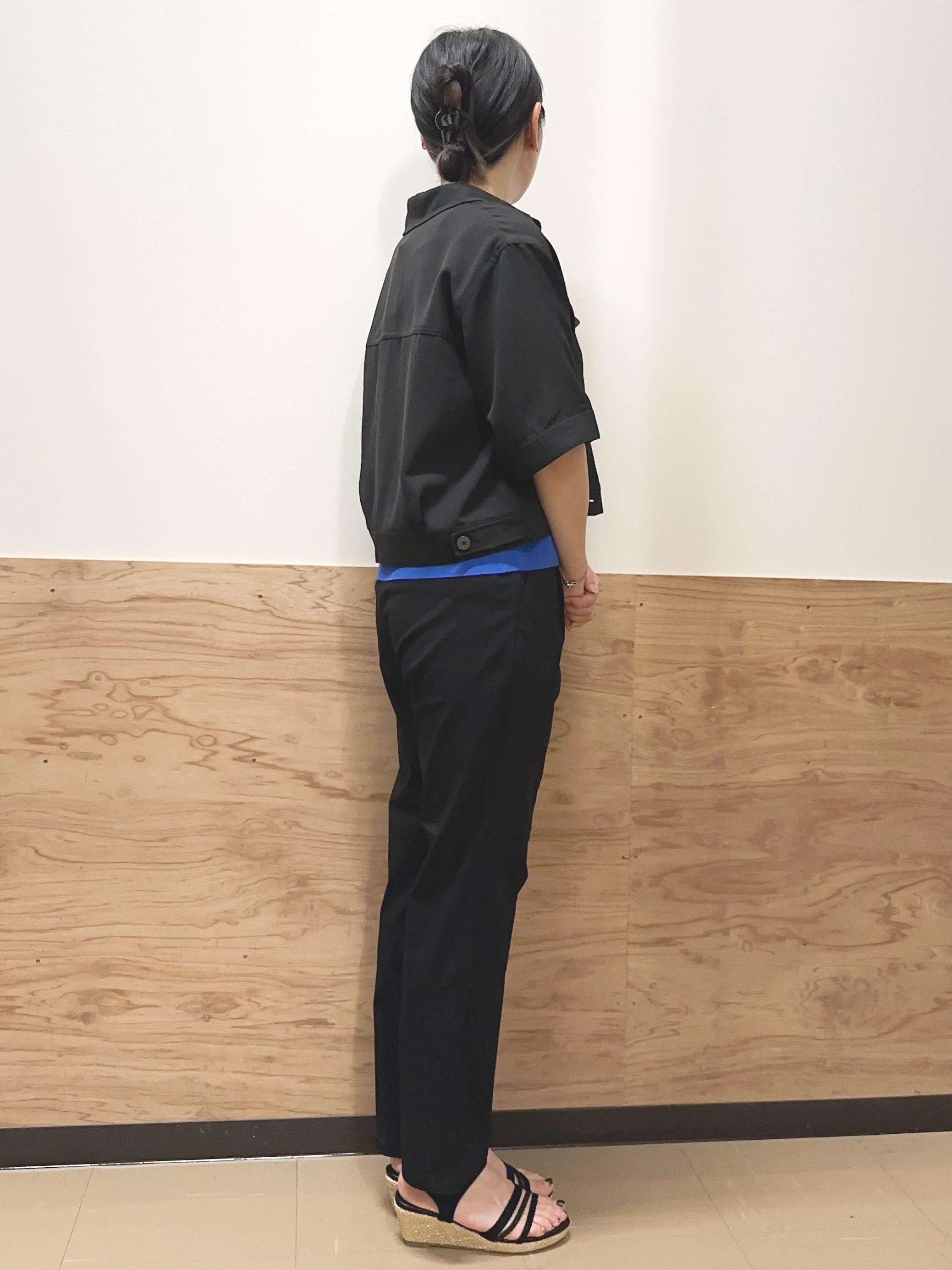 すーさんの「grove｜【吸水速乾・通気性・洗える】衿付きハーフジャケット」を使ったコーディネート