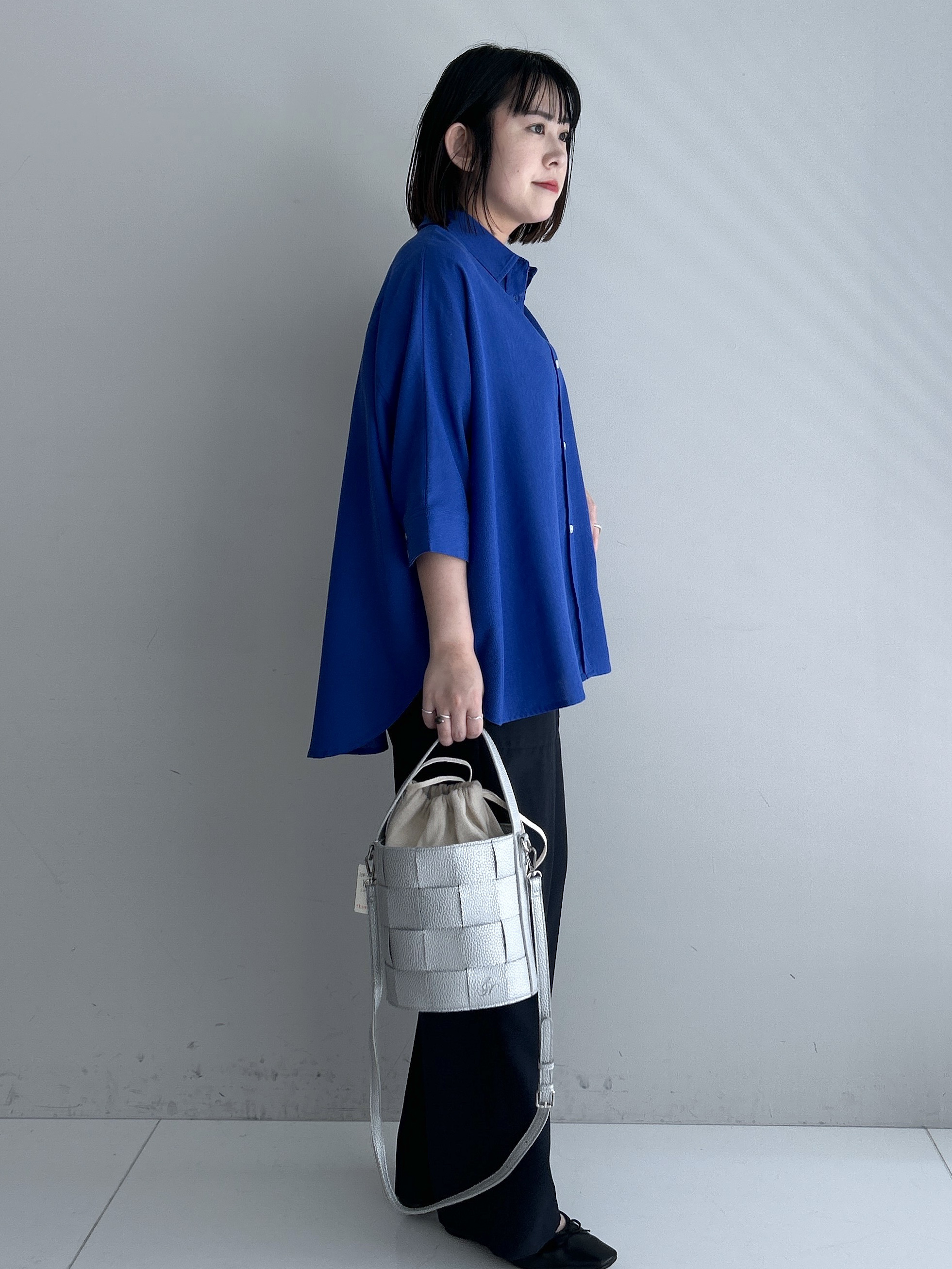 Hirokaさんの「Dessin｜【セットアップ可/洗える】リネンブレンドドルマンシャツ」を使ったコーディネート
