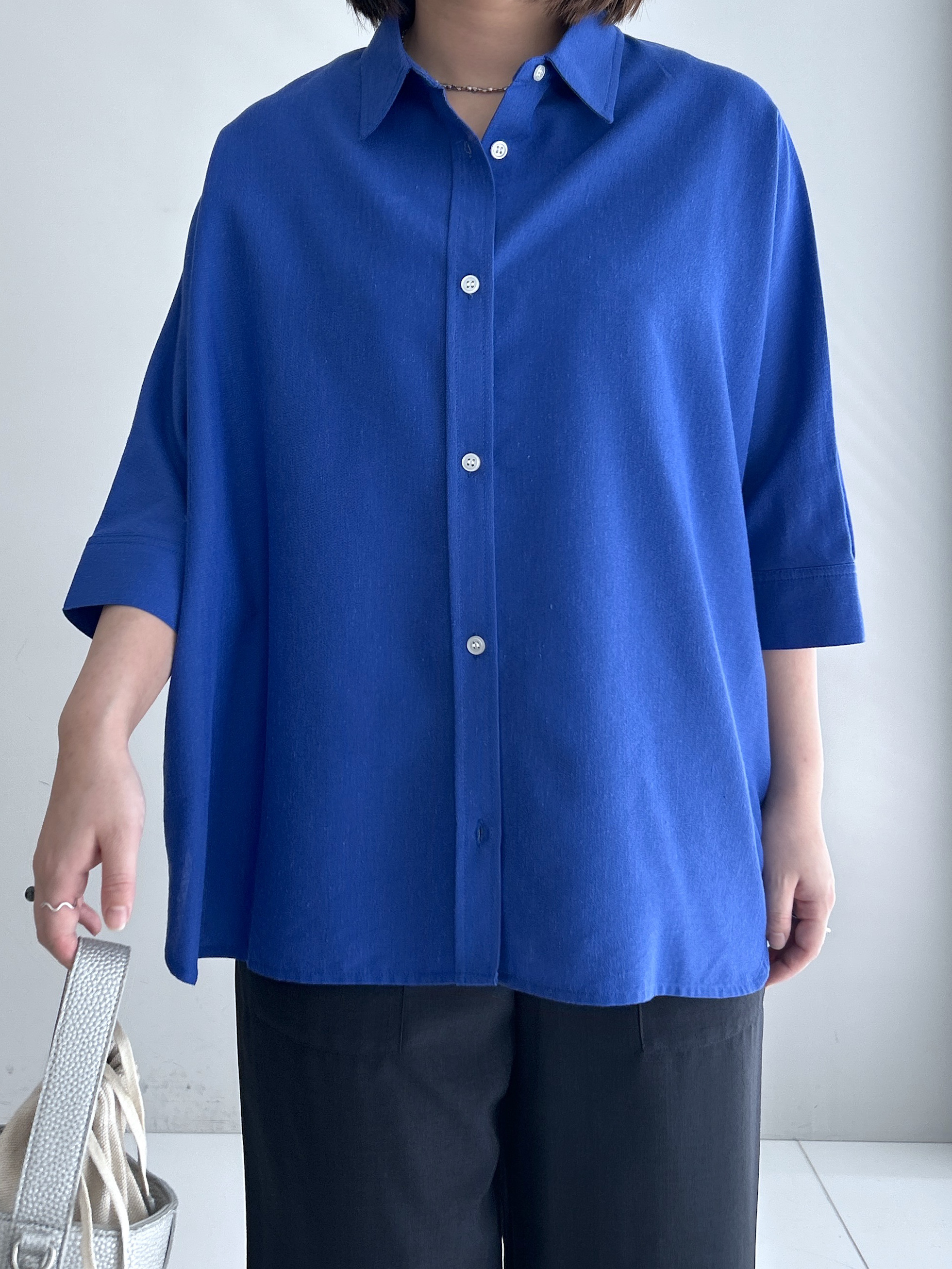 Hirokaさんの「Dessin｜【セットアップ可/洗える】リネンブレンドドルマンシャツ」を使ったコーディネート