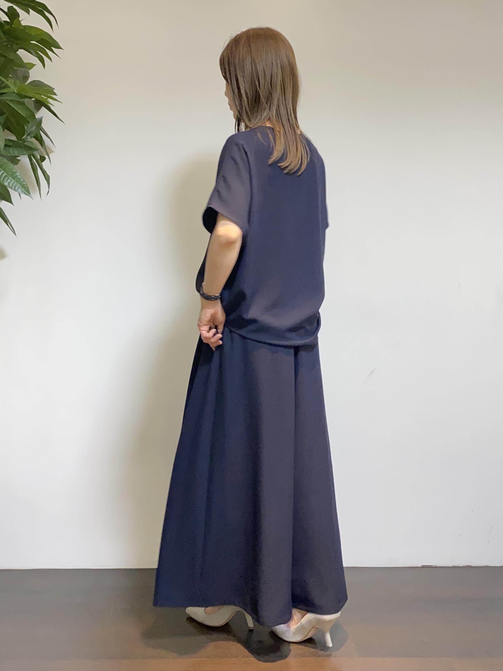 tomoさんの「UNTITLED｜【7色展開/ゆったり/ショート丈】シアートリコットカーディガン」を使ったコーディネート