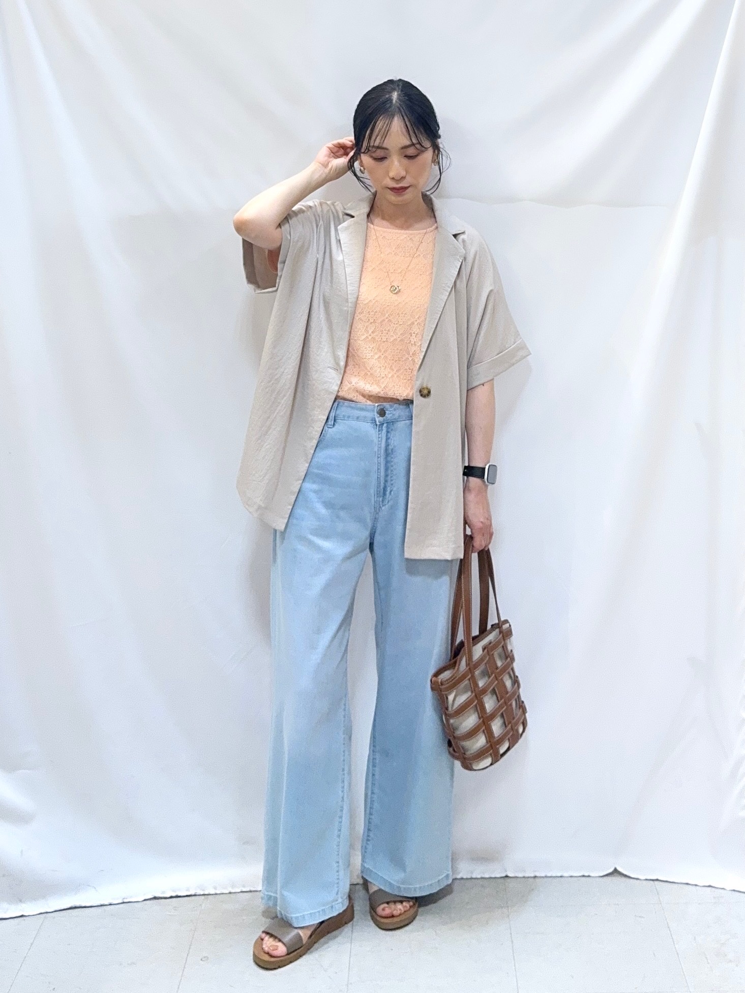 𝐇𝐢𝐫𝐨𝐦𝐢さんの「SHOO･LA･RUE｜【高レビュー/洗濯機可/セットアップ可】軽凛(かろりん) 半袖ジャケット」を使ったコーディネート