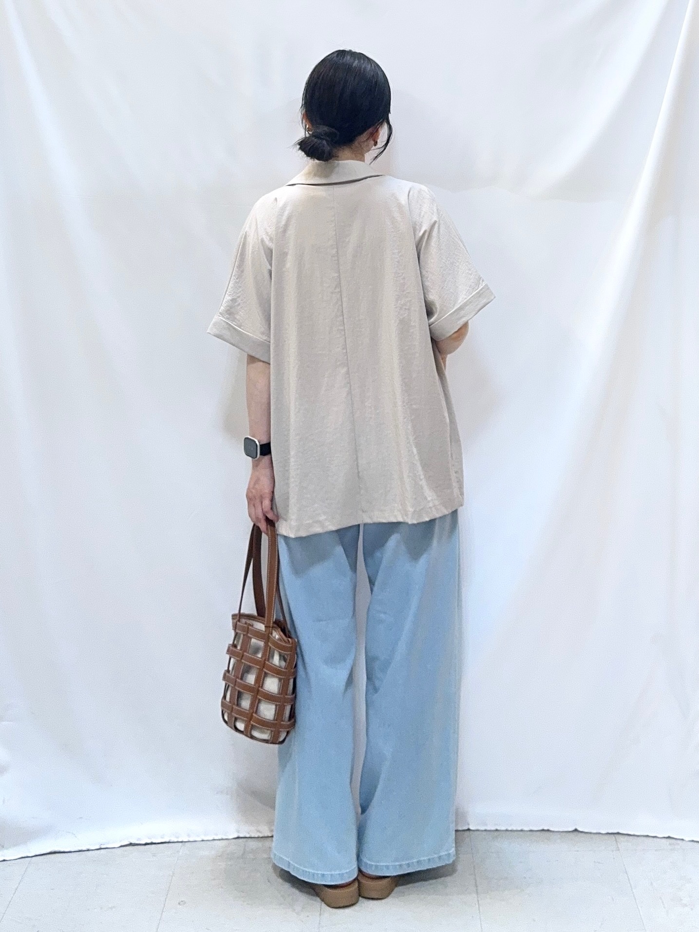 𝐇𝐢𝐫𝐨𝐦𝐢さんの「SHOO･LA･RUE｜【高レビュー/洗濯機可/セットアップ可】軽凛(かろりん) 半袖ジャケット」を使ったコーディネート