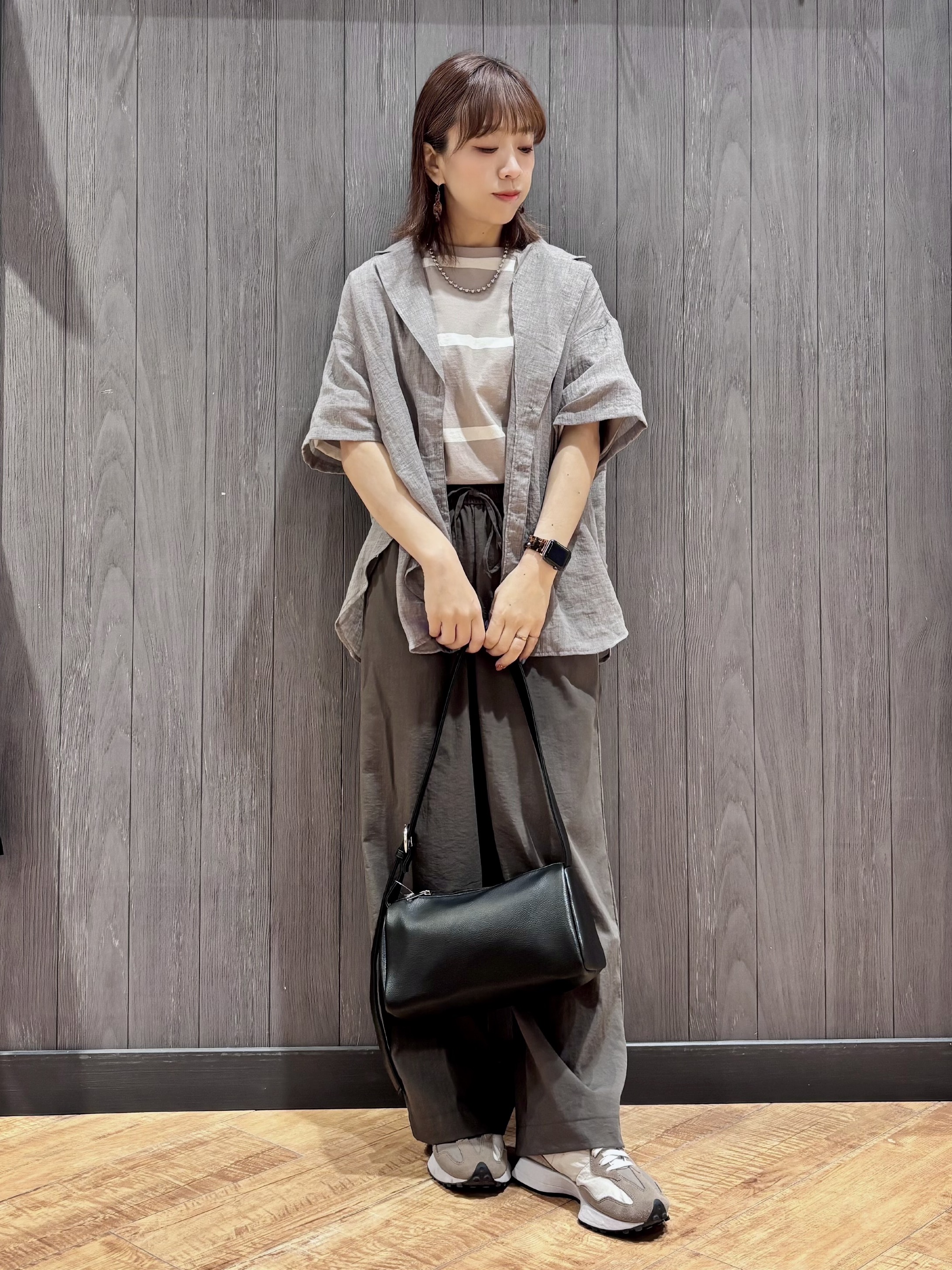 meiさんの「SHOO･LA･RUE｜【S-LL】ナチュラルに決まる 半袖シアーシャツジャケット」を使ったコーディネート