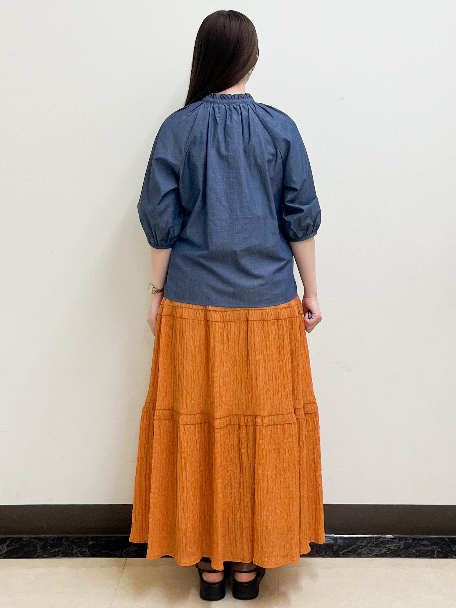 mikikoさんの「Reflect｜プチハイネック フリルデザインブラウス」を使ったコーディネート