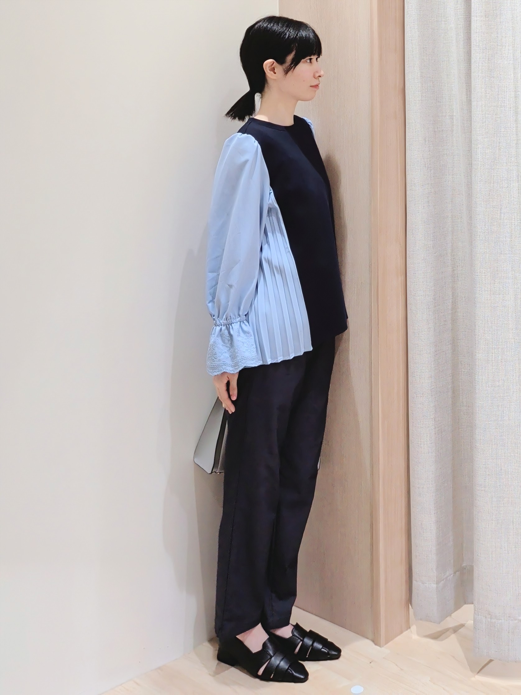 Yuiさんの「grove｜【洗える・体型カバー】袖口レース・バックプリーツトップス」を使ったコーディネート