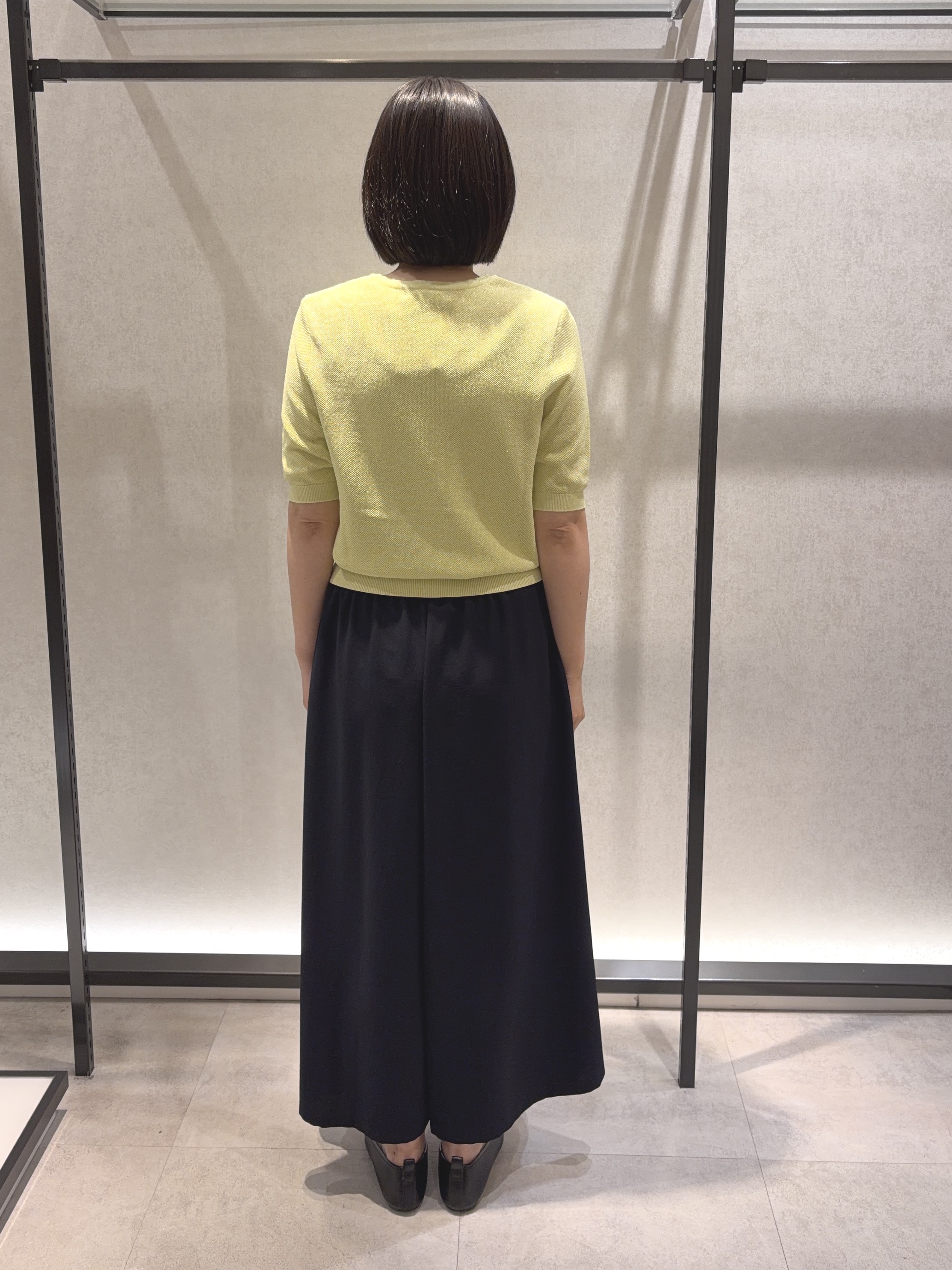 わたなべさんの「UNTITLED｜◆【アンサンブル可】ラメ混クルーネックカーディガン」を使ったコーディネート