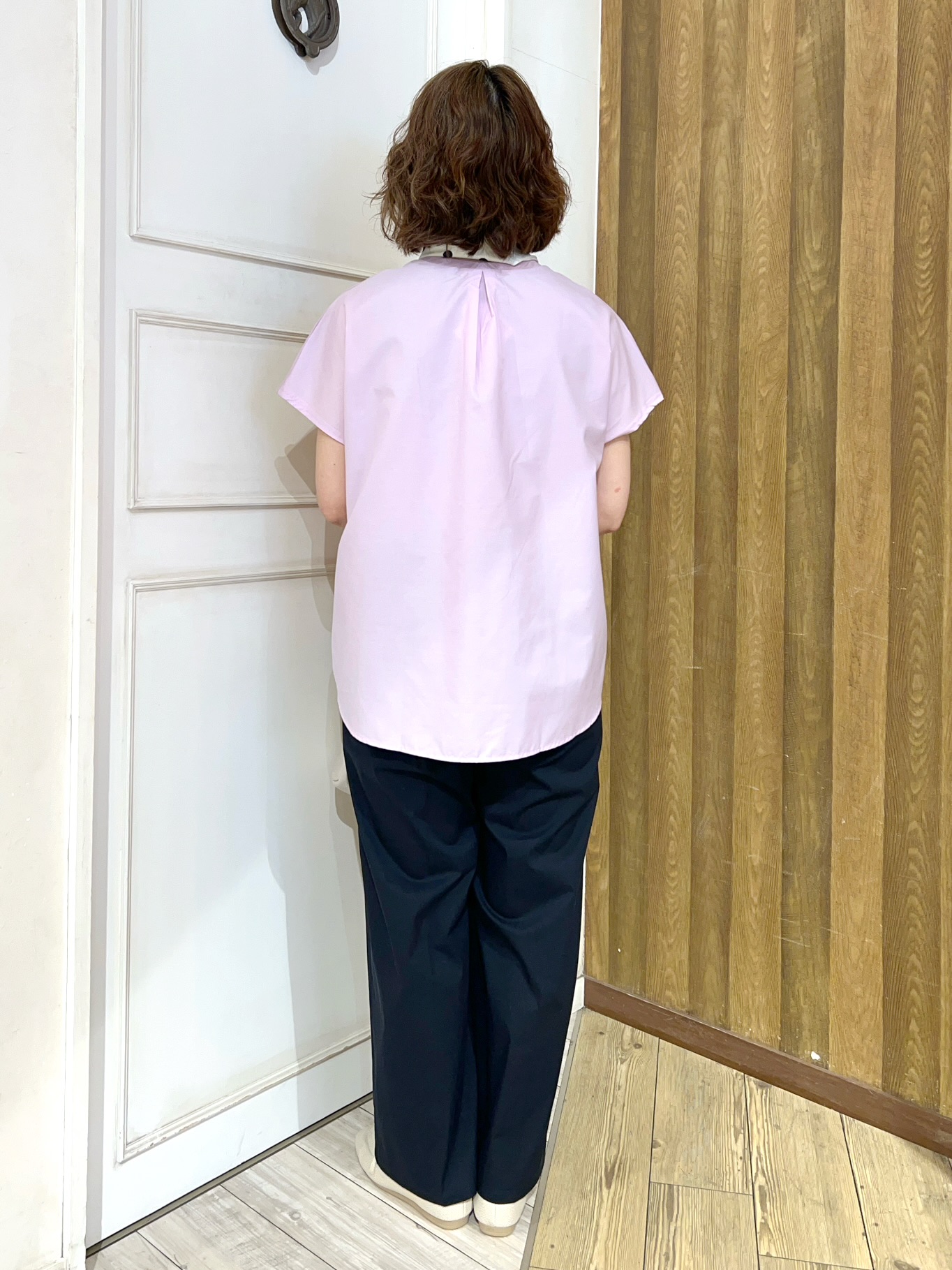 yuriyuriさんの「SHOO･LA･RUE｜【体型カバー/S-LL】インせず着られる 前後素材切替Tシャツ」を使ったコーディネート