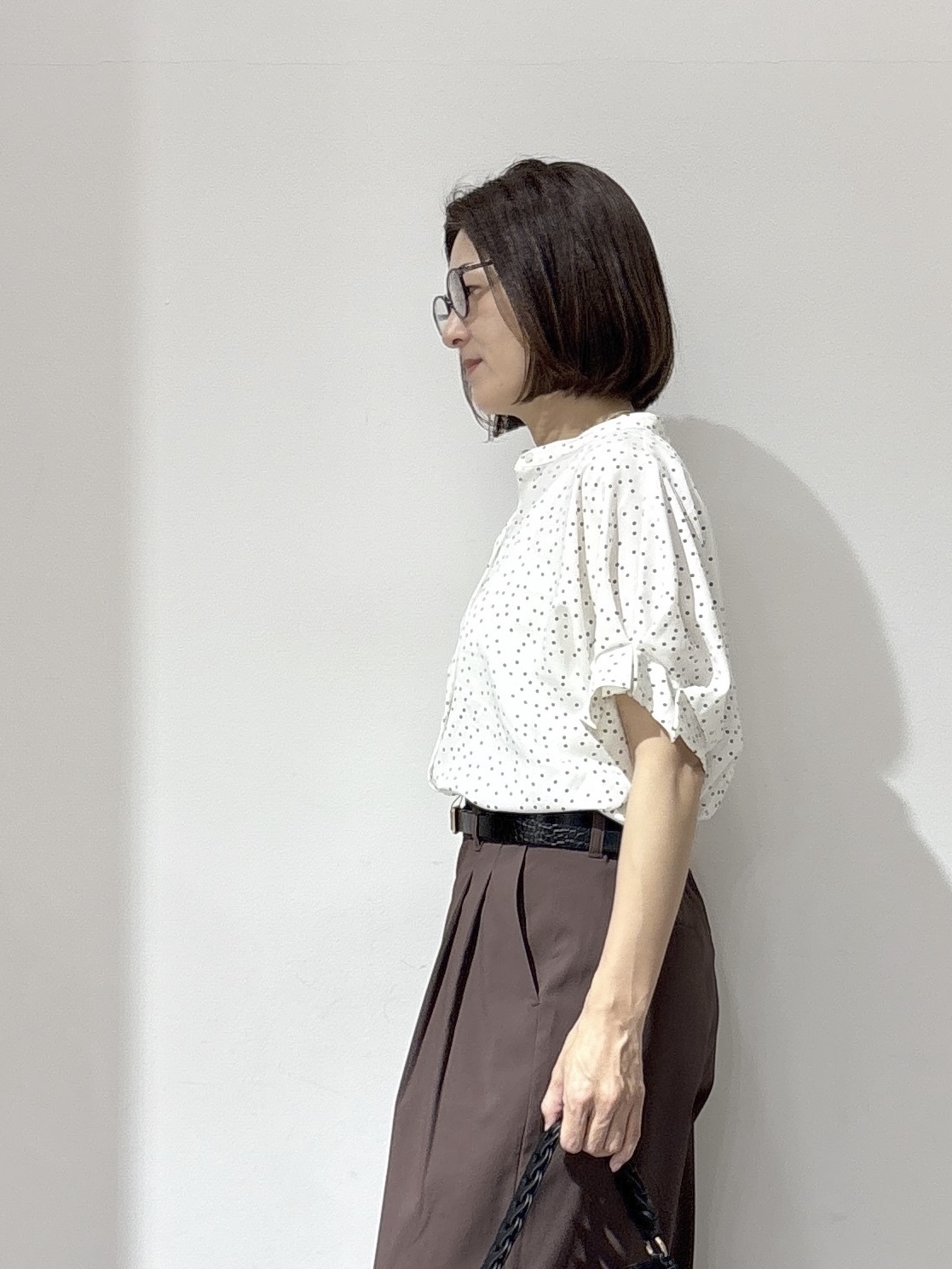 NAKAさんの「OPAQUE.CLIP｜タックスリーブ プリントブラウス《イージーアイロン／洗濯機OK》」を使ったコーディネート