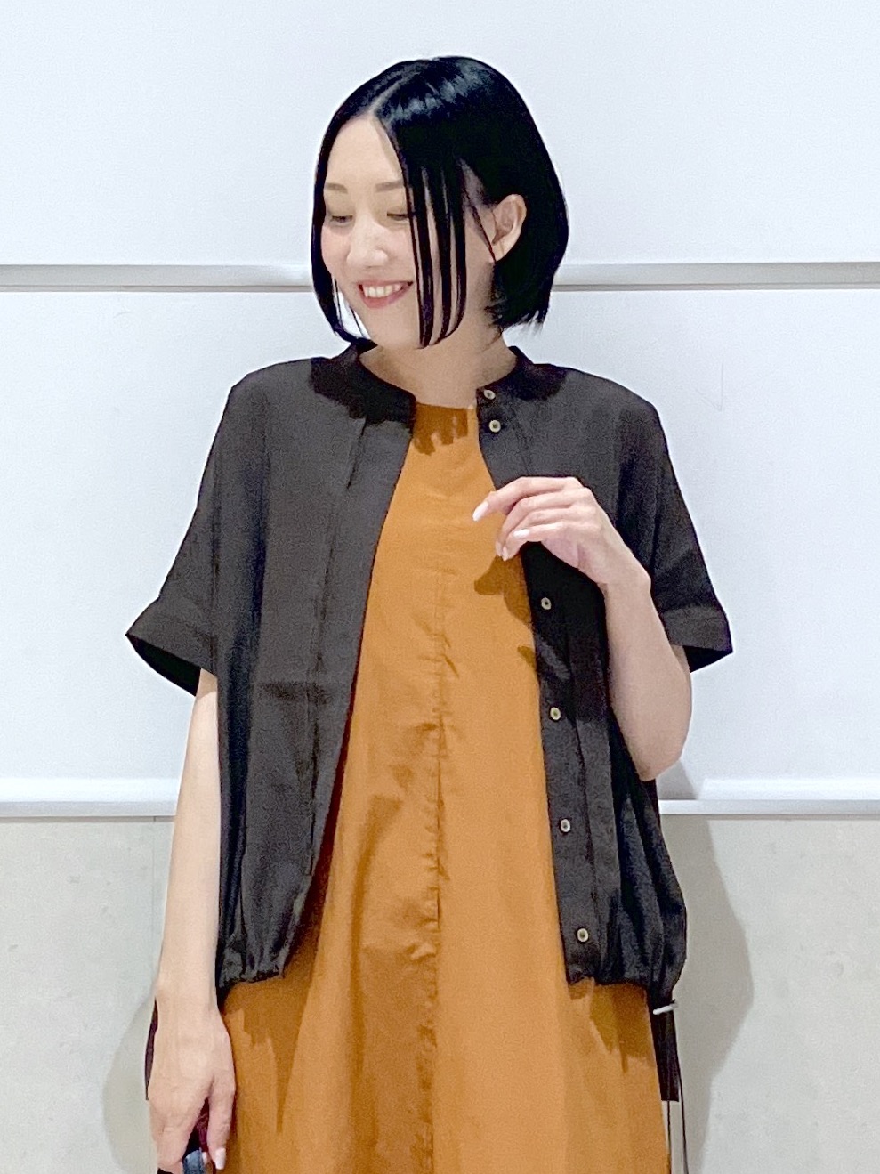 eriko さんの「Dessin｜【高通気/セットアップ可】ドロストシャツ」を使ったコーディネート