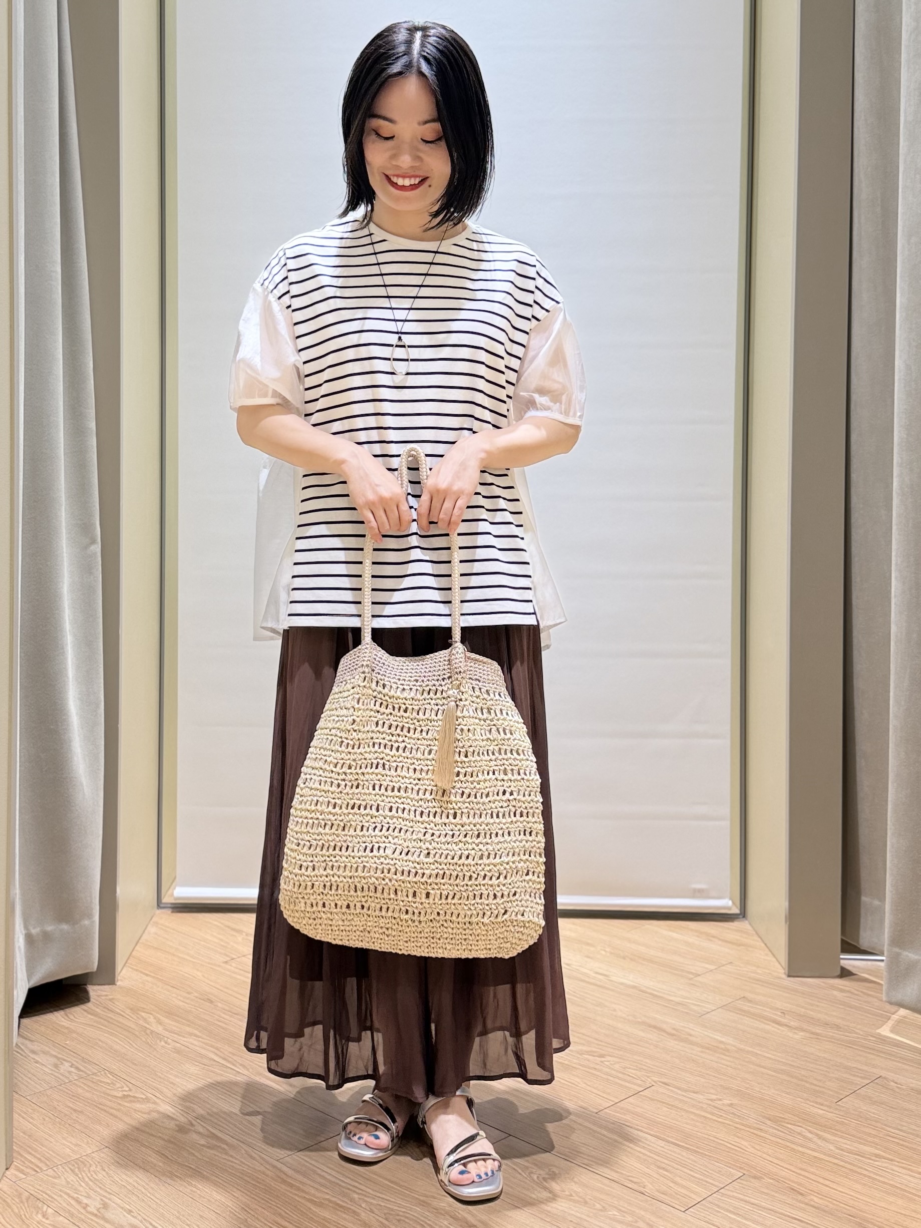 あんりさんの「grove｜【UVカット】体型カバー叶う、バックプリーツTシャツ」を使ったコーディネート