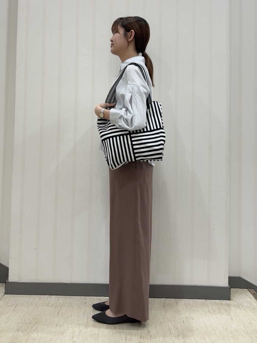 ちひさんの「INDIVI｜【接触冷感／透湿／着る日傘】イージーワイドパンツ」を使ったコーディネート