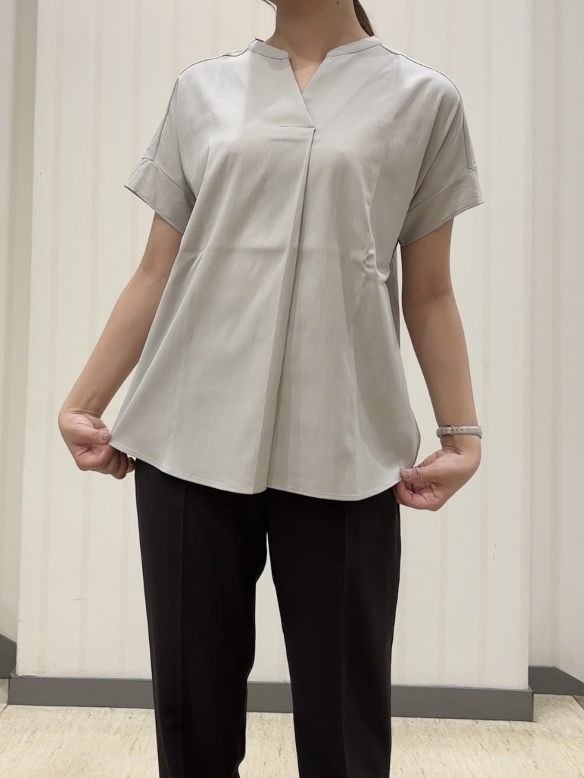ちひさんの「INDIVI｜【洗える／UVケア／麻調】テーパードパンツ」を使ったコーディネート