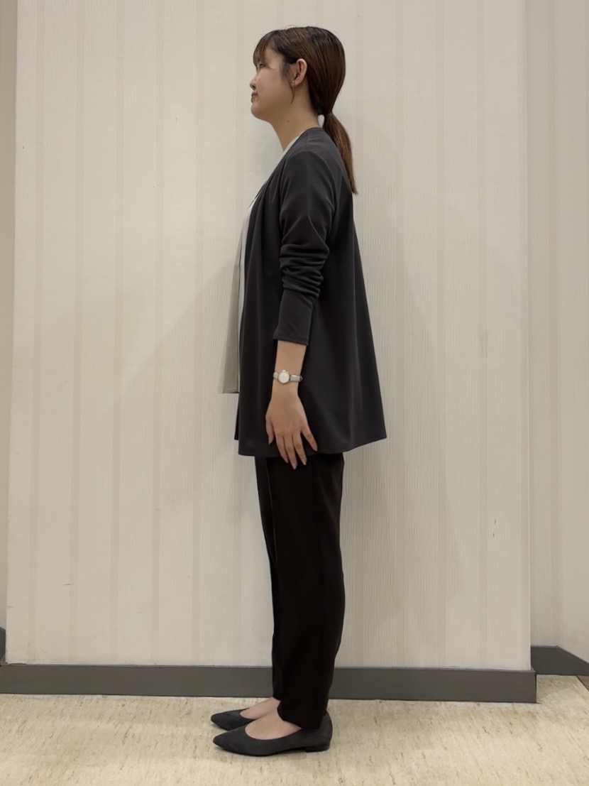 ちひさんの「INDIVI｜【洗える／UVケア／麻調】テーパードパンツ」を使ったコーディネート