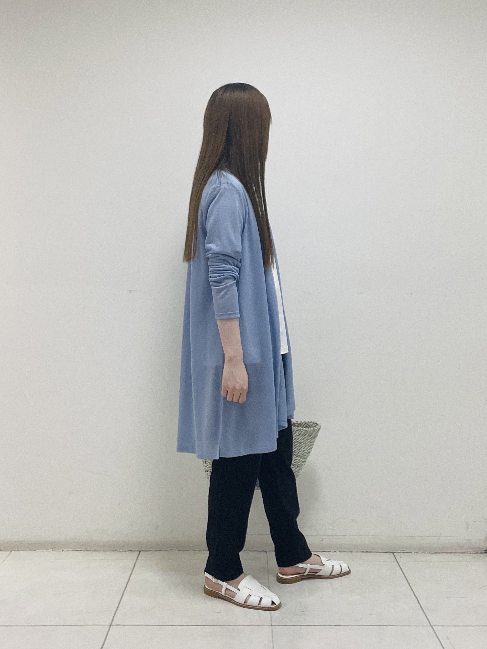 mさんの「INDIVI｜【洗える／アンサンブル可能】シアーストライプカーディガン」を使ったコーディネート