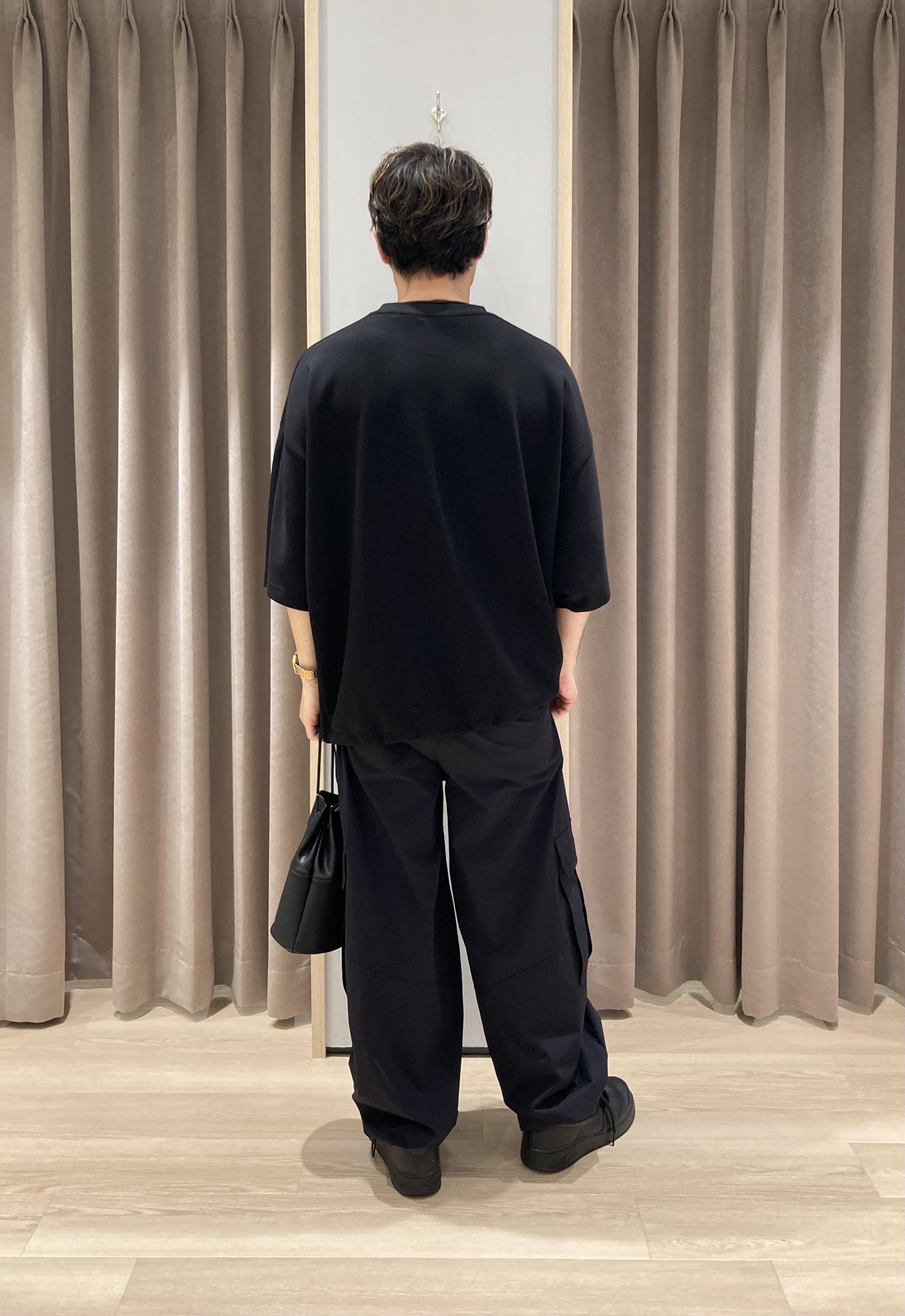 シュンさんの「TAKEO KIKUCHI｜【昨年売上NO.1】マシュマロドルマンカットソー/柔らか/ふわふわタッチ」を使ったコーディネート