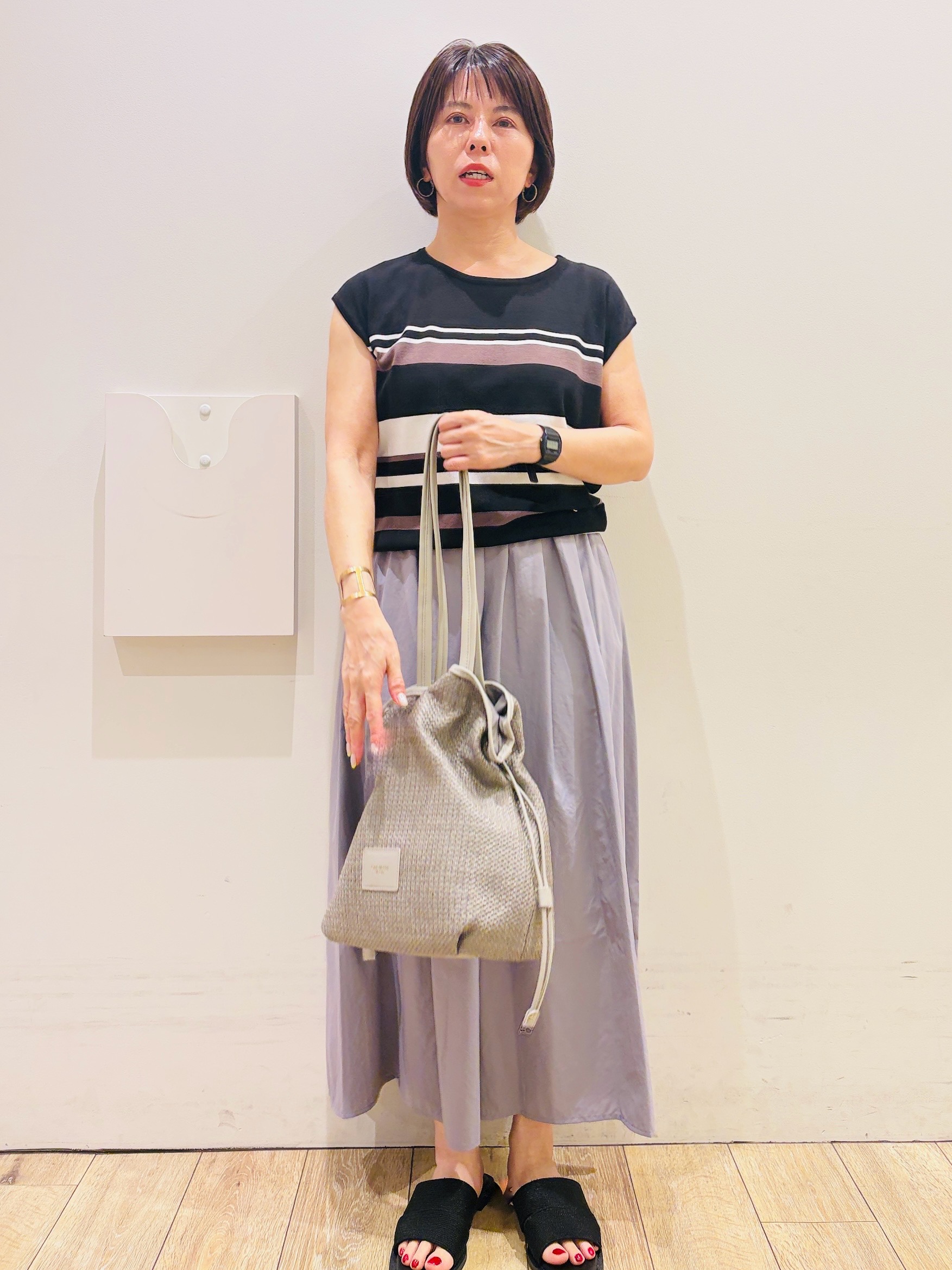 YUKOさんの「index｜表面デザイン フープピアス」を使ったコーディネート